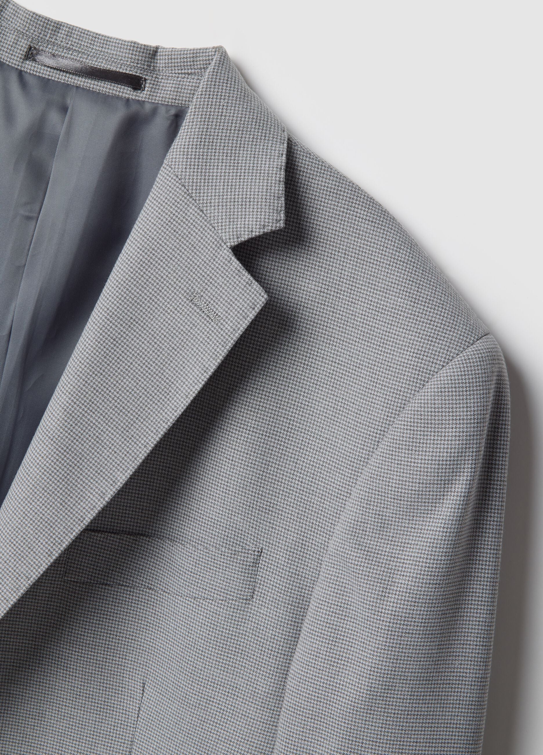 Grey single-breasted blazer with regular fit micro-checks