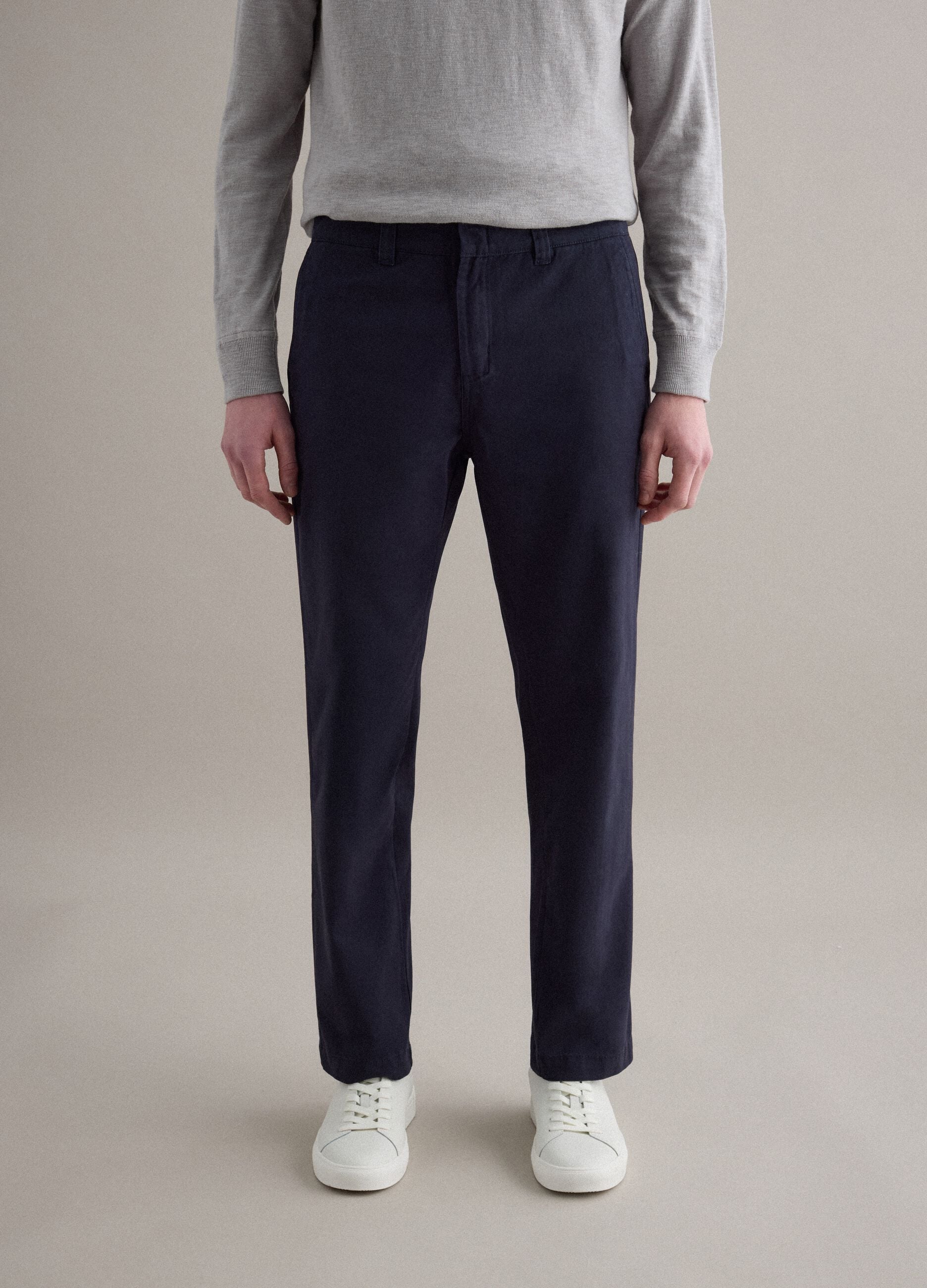 Straight blue twill chinos in pure cotton regular fit