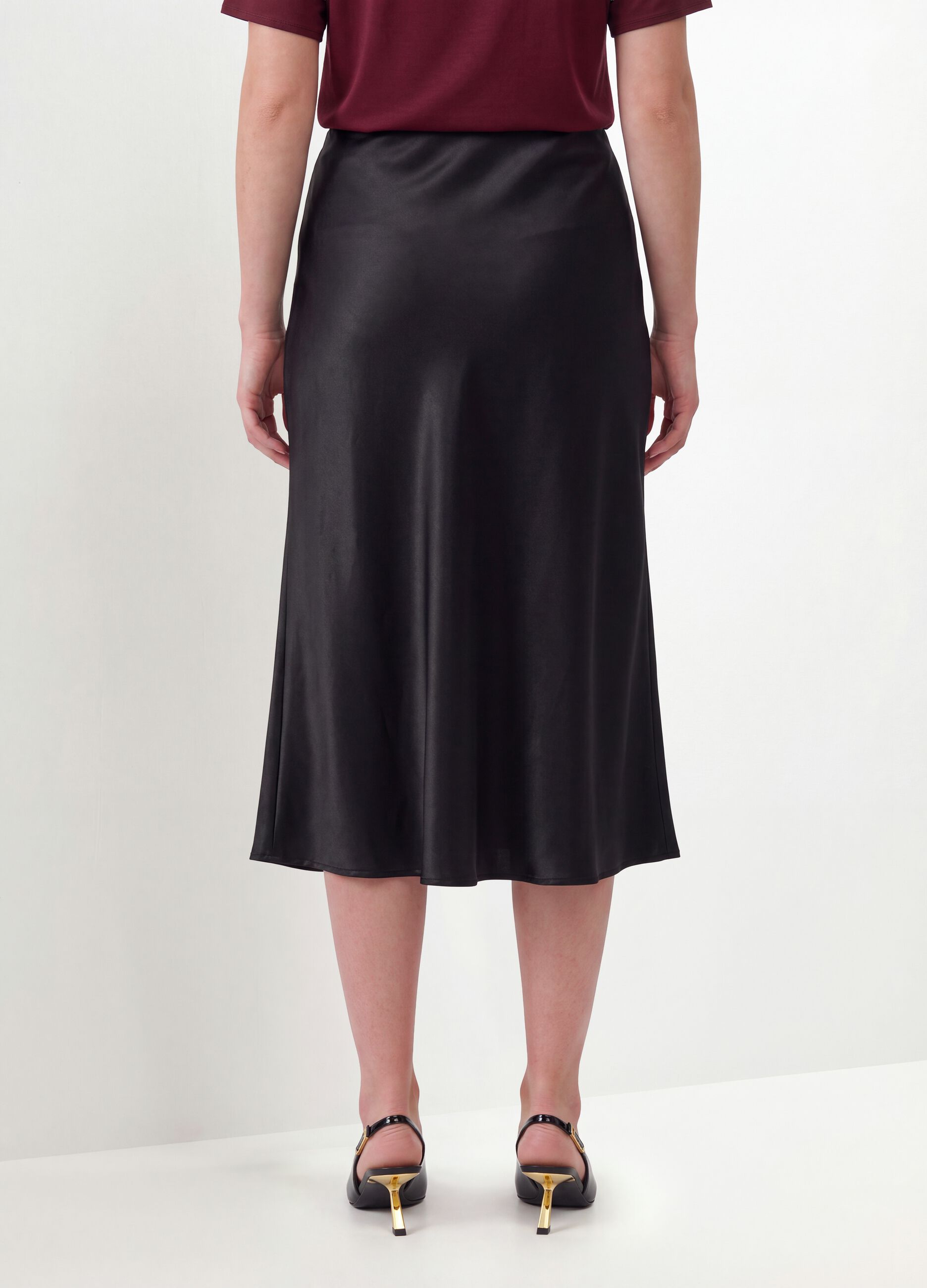 Black satin midi skirt in stretch fabric