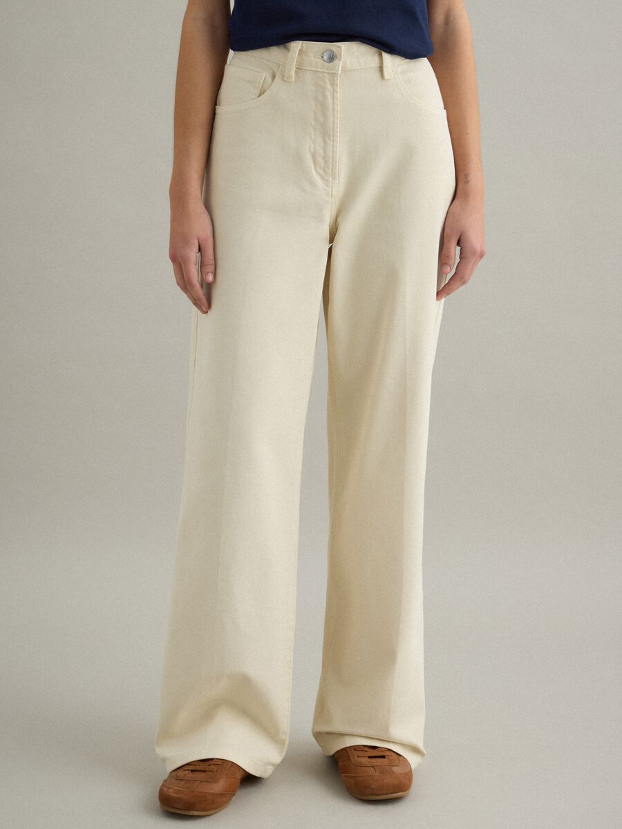Pantaloni chino dritti in cotone elasticizzato beige_1