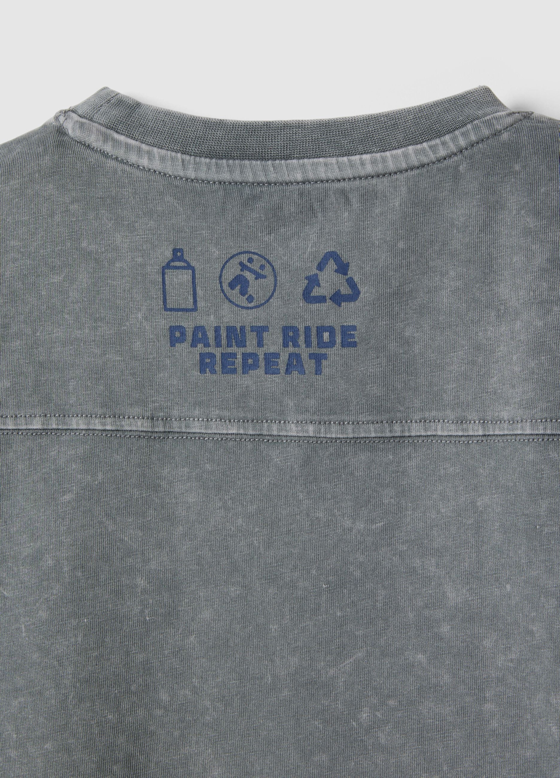 Children's grey pure cotton t-shirt regular fit with patch