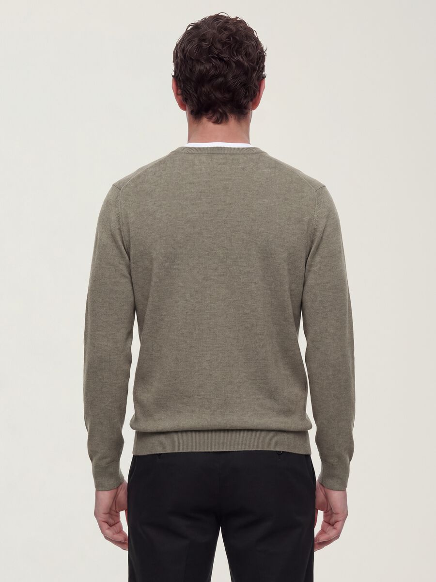 Grey crew-neck viscose-blend jumper, regular fit_2