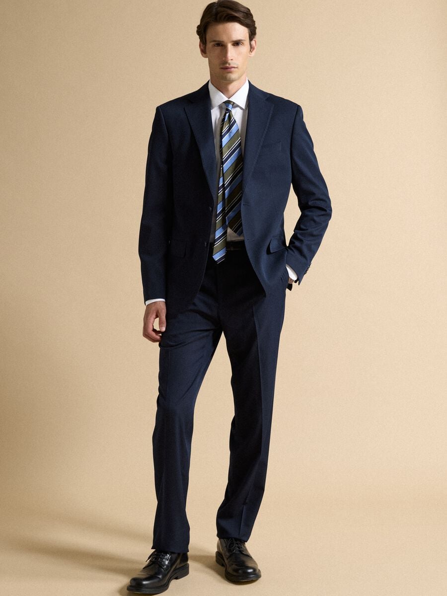Pantaloni formali blu in viscosa elasticizzata regular fit_0