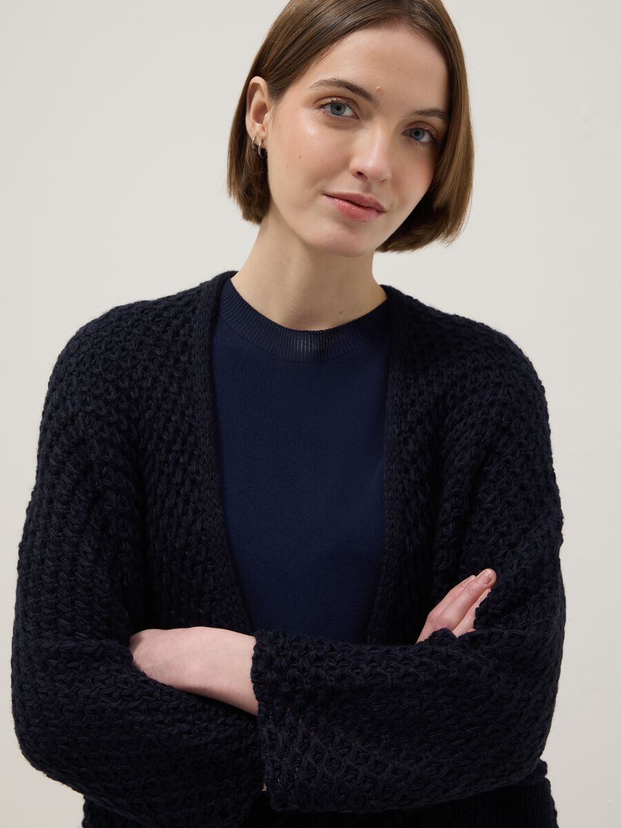 Cardigan blu regular fit a maglia intrecciata_0