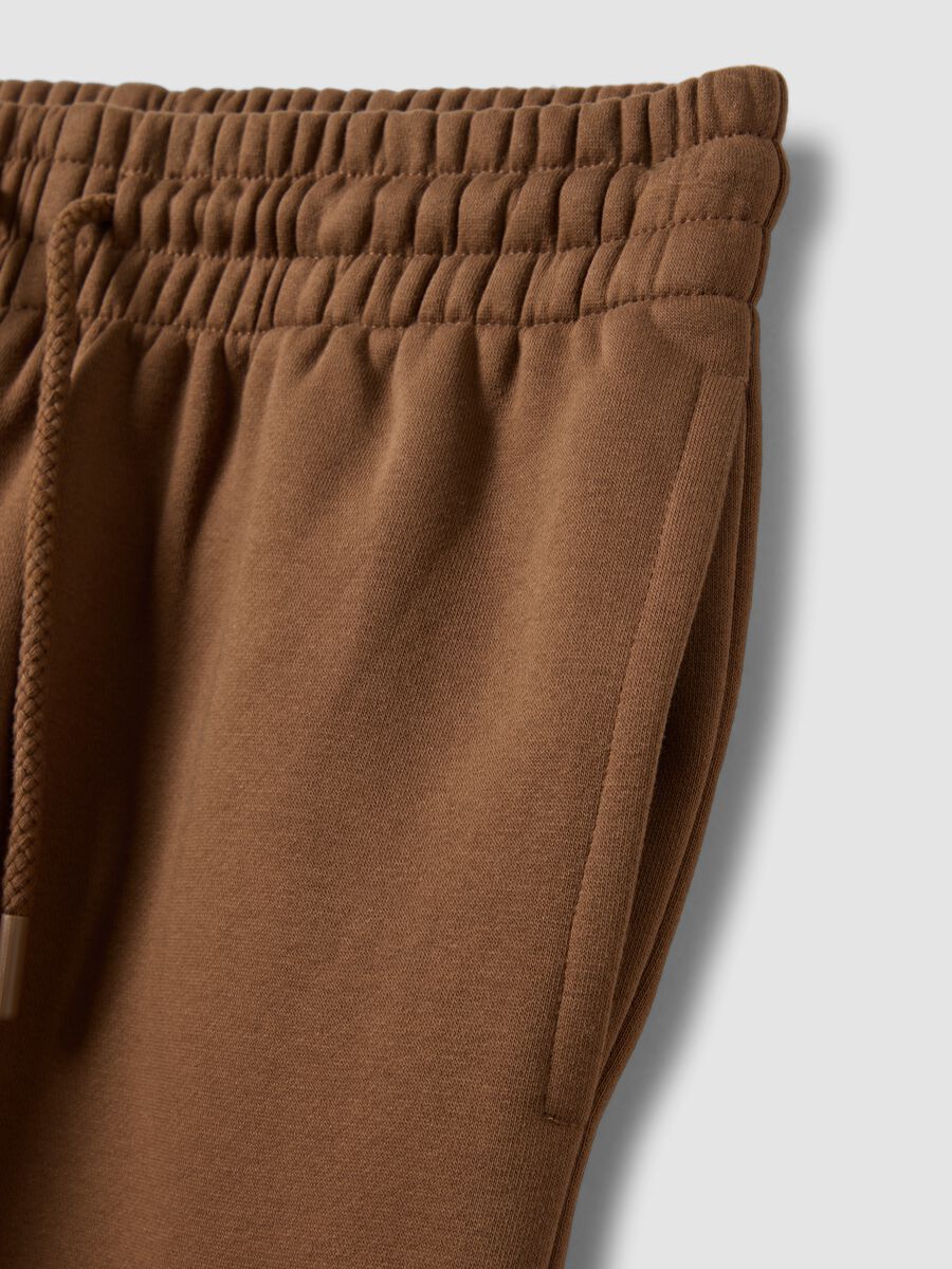 Brown cotton-blend jogger trousers with elasticated waist, regular fit_2