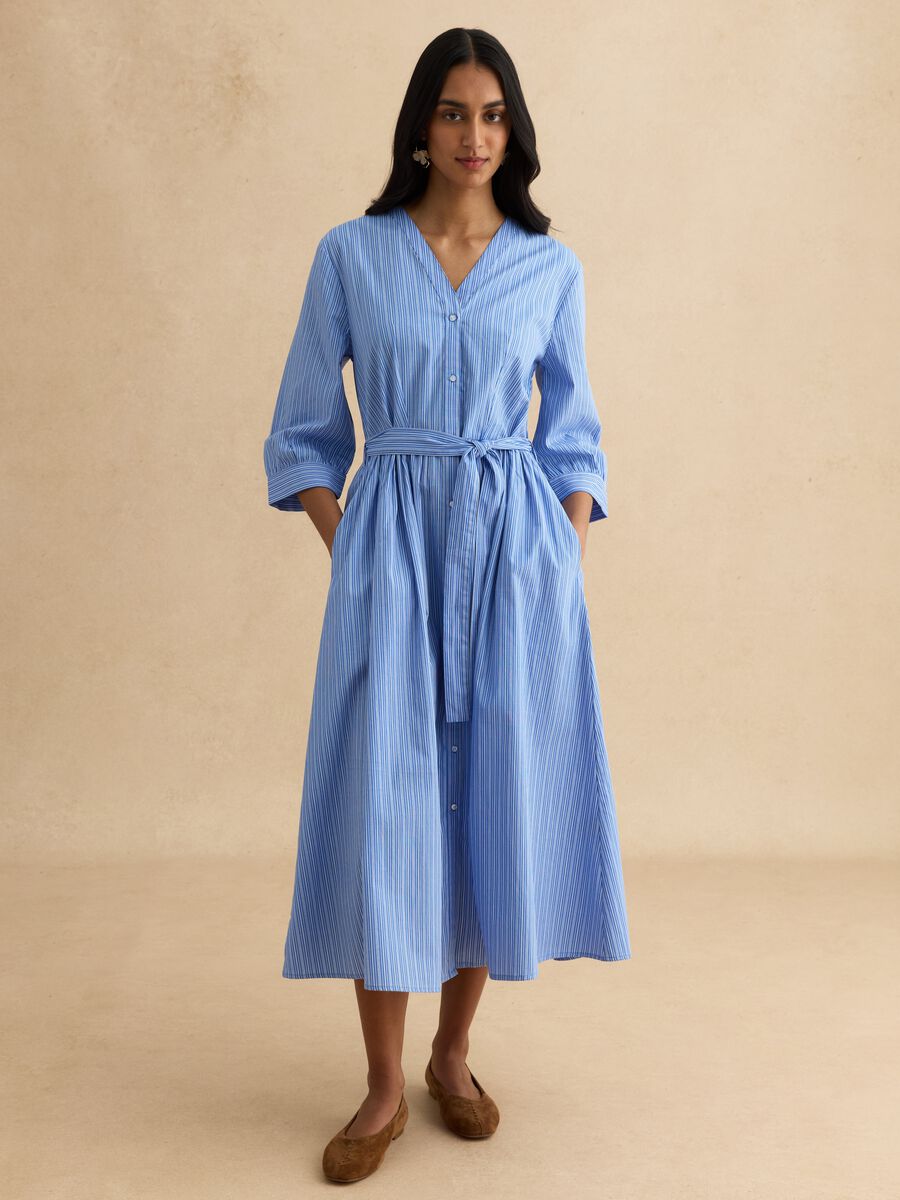 Pure cotton blue striped dress with V-neck in regular fit_0