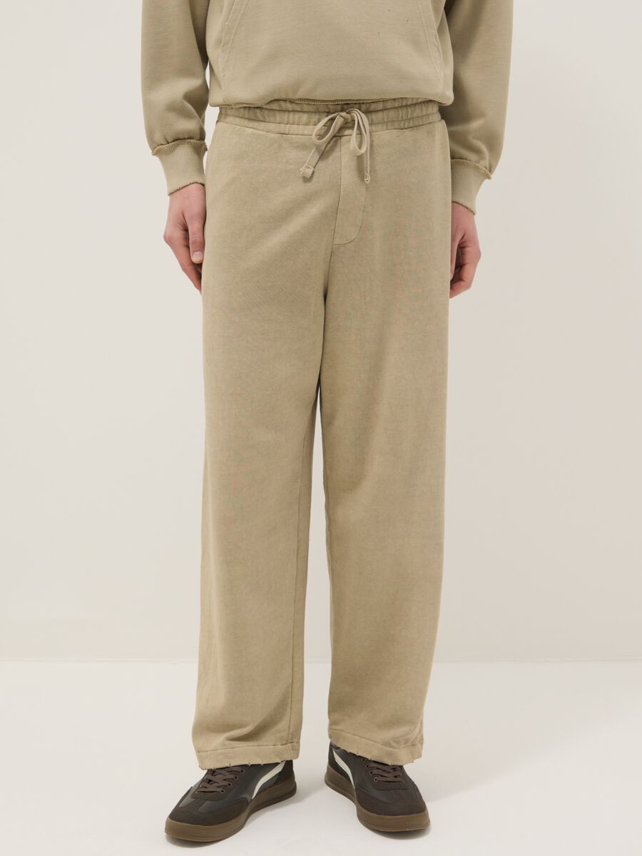 Pantaloni jogger beige in misto cotone oversize fit_1