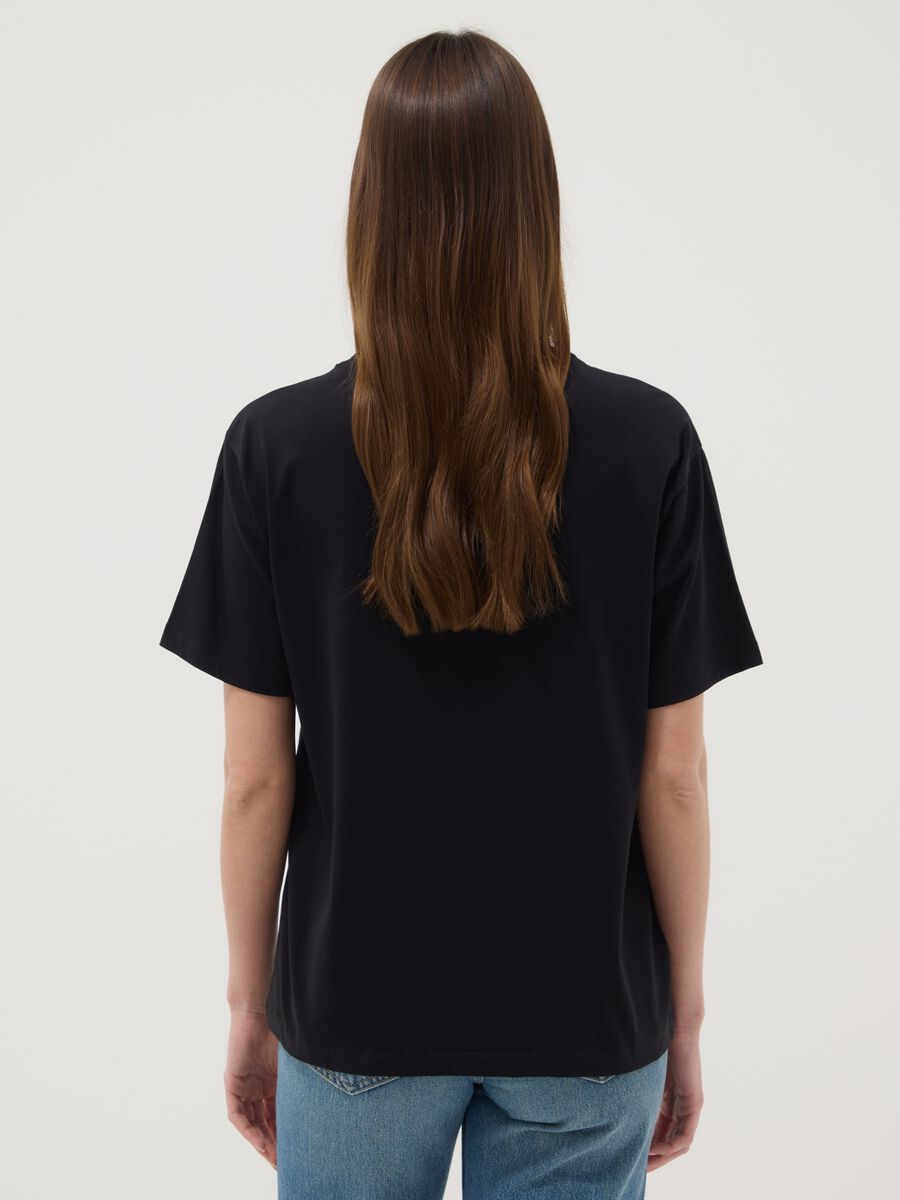 Black pure cotton regular-fit T-shirt with print_3