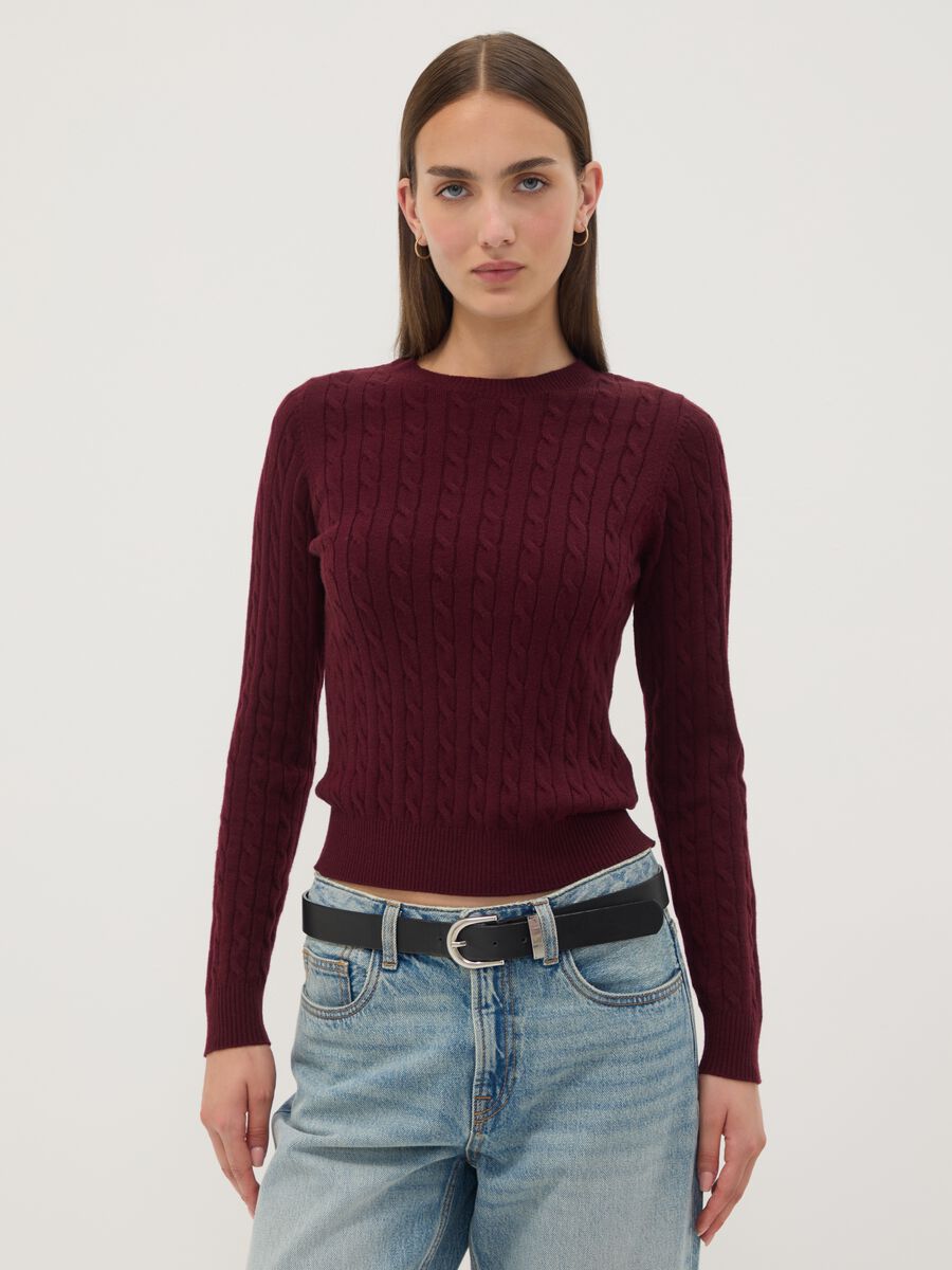Red cable-knit crew neck jumper, regular fit_0