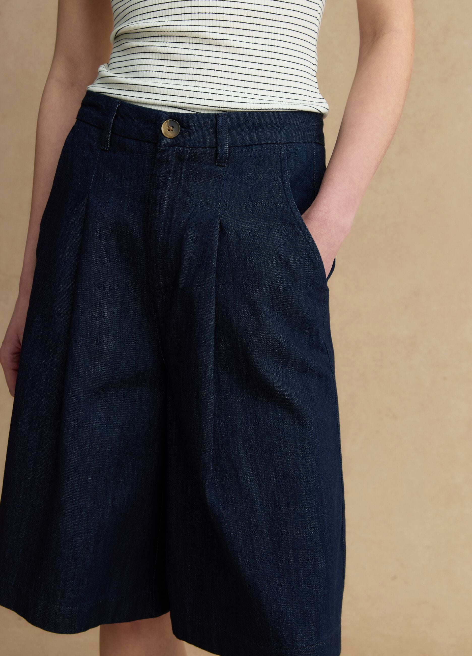Wide leg pure cotton blue shorts
