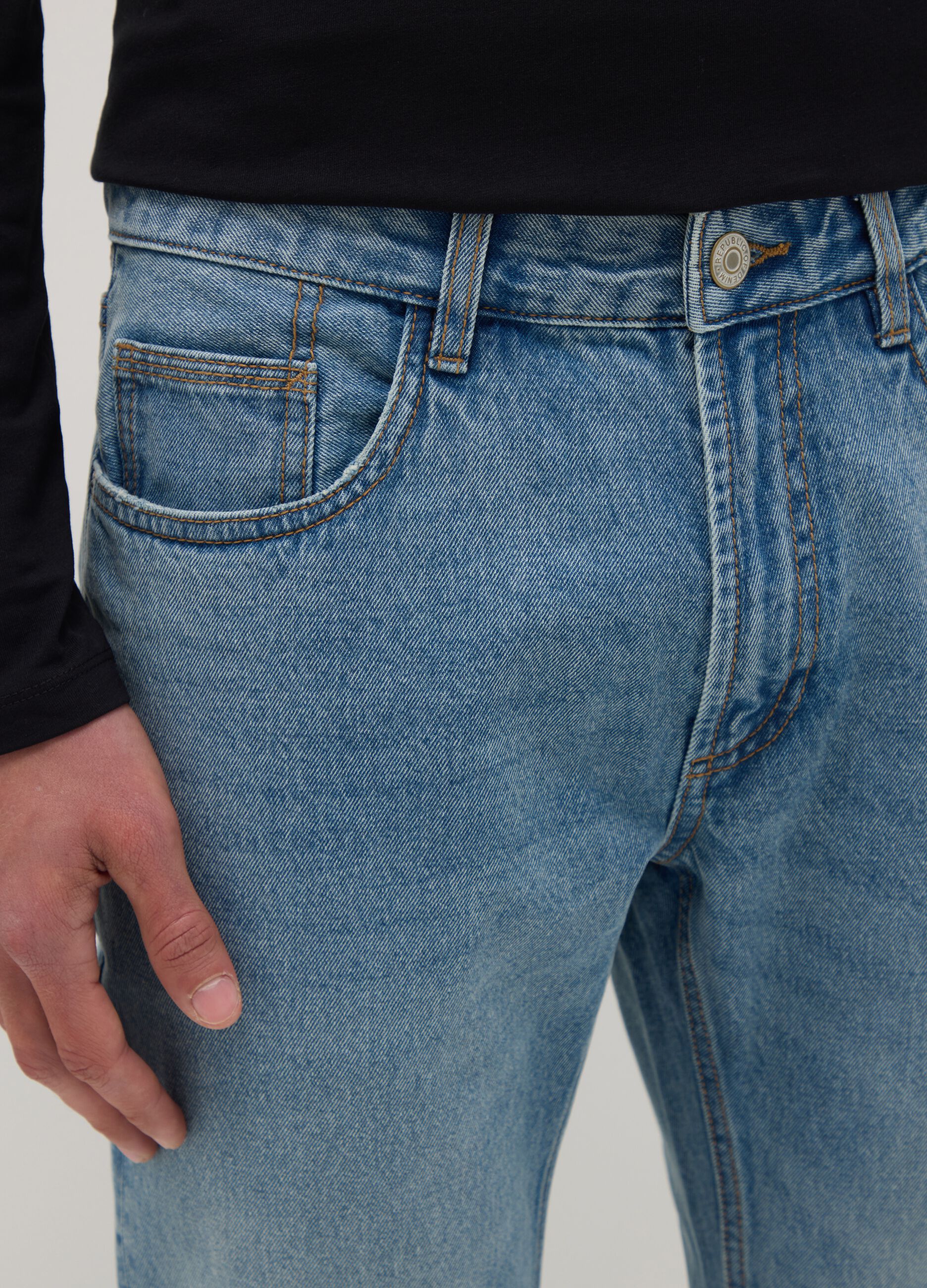 Blue slim fit pure cotton jeans