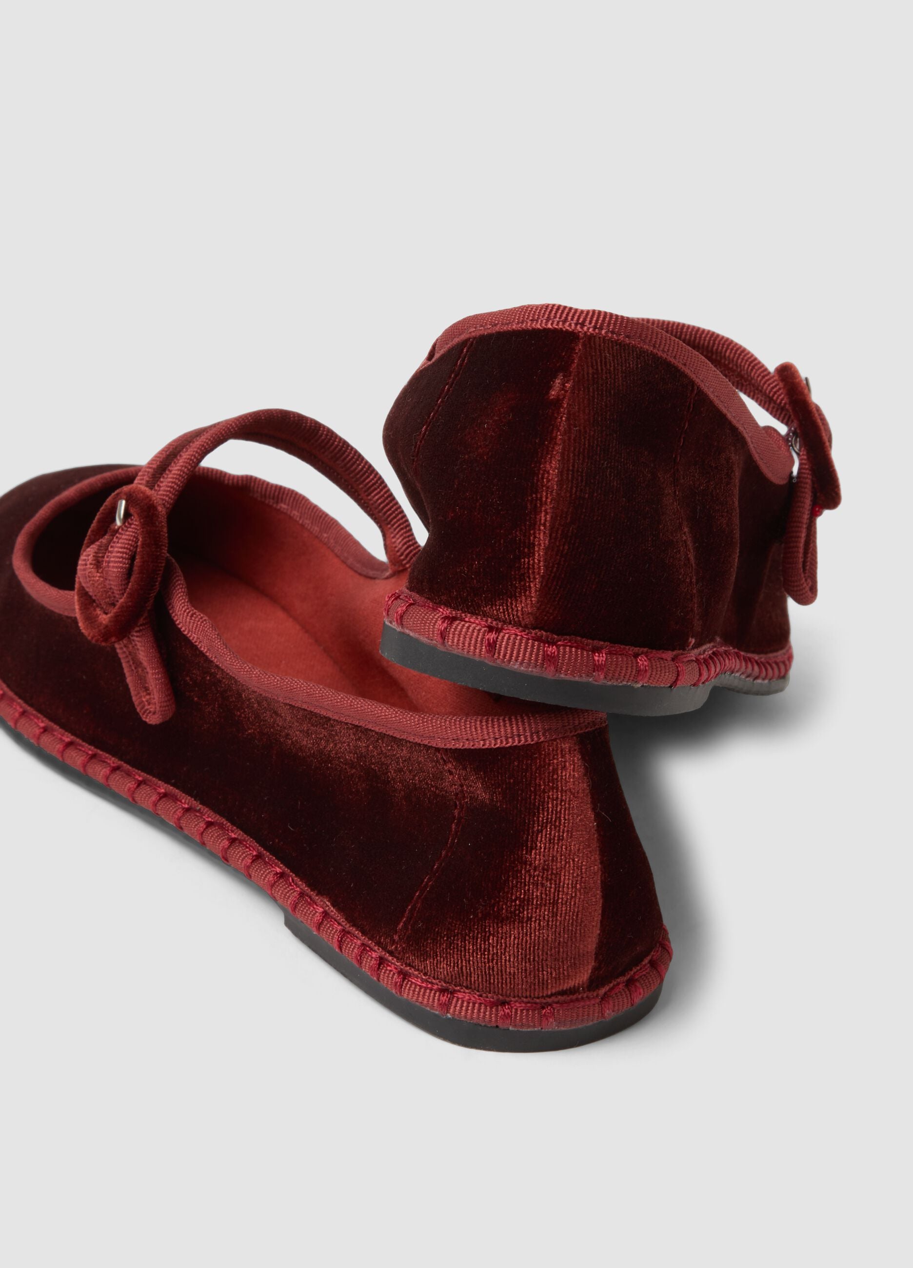 Red Friulane with ankle strap