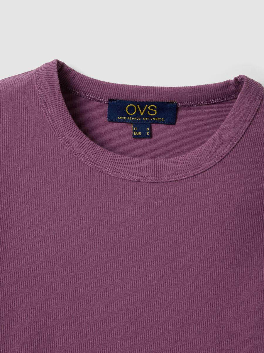 T-shirt fitted a maniche corte in cotone elasticizzato viola_5