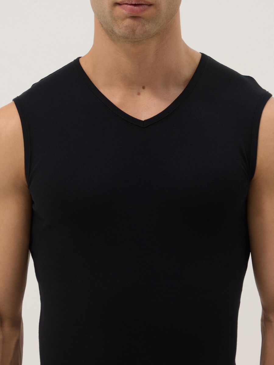 Black regular fit pure cotton tank top with wide shoulder strap_1