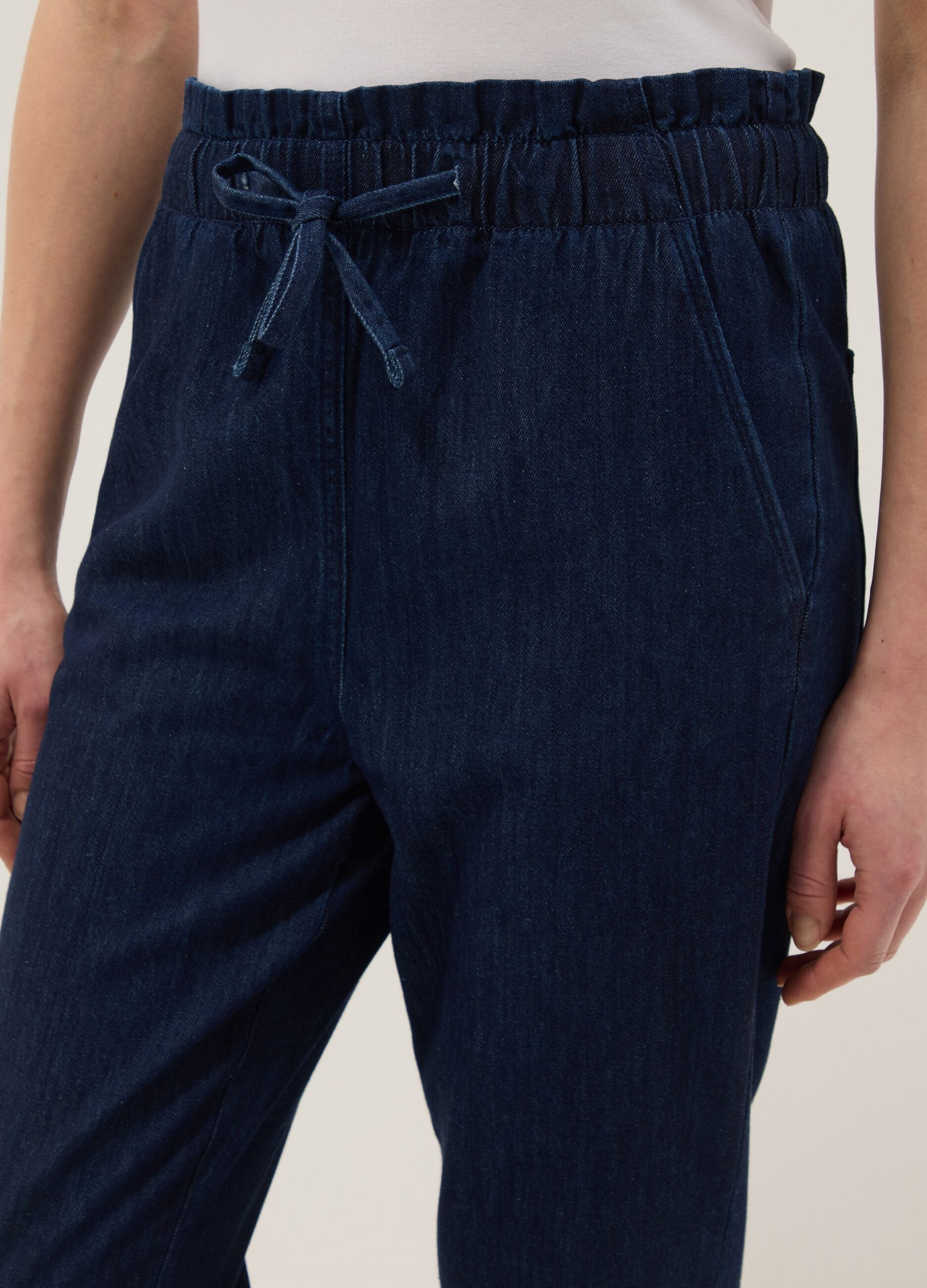 Regular fit blue denim cotton paper bag trousers