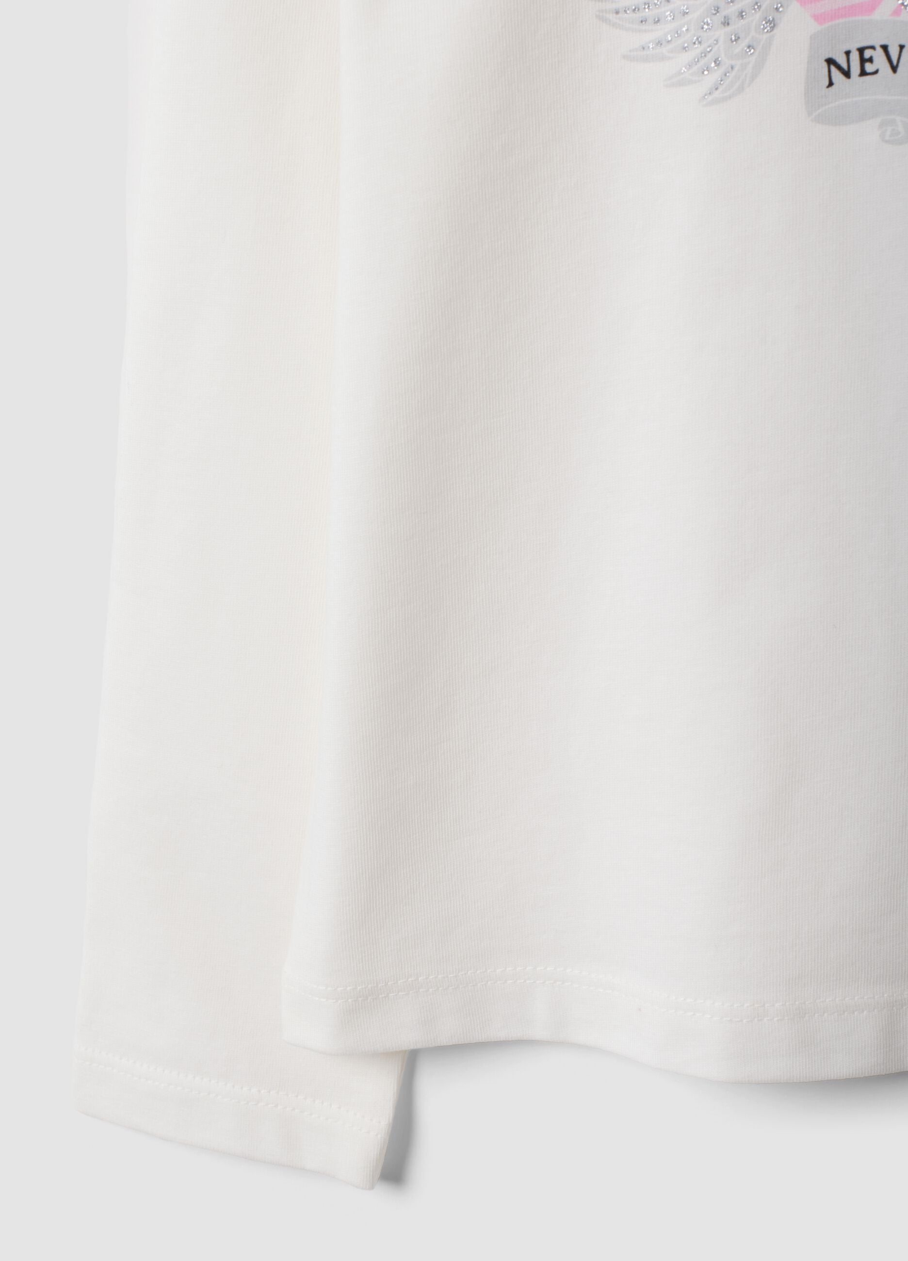 White pure organic cotton T-shirt with heart and wings print for girls