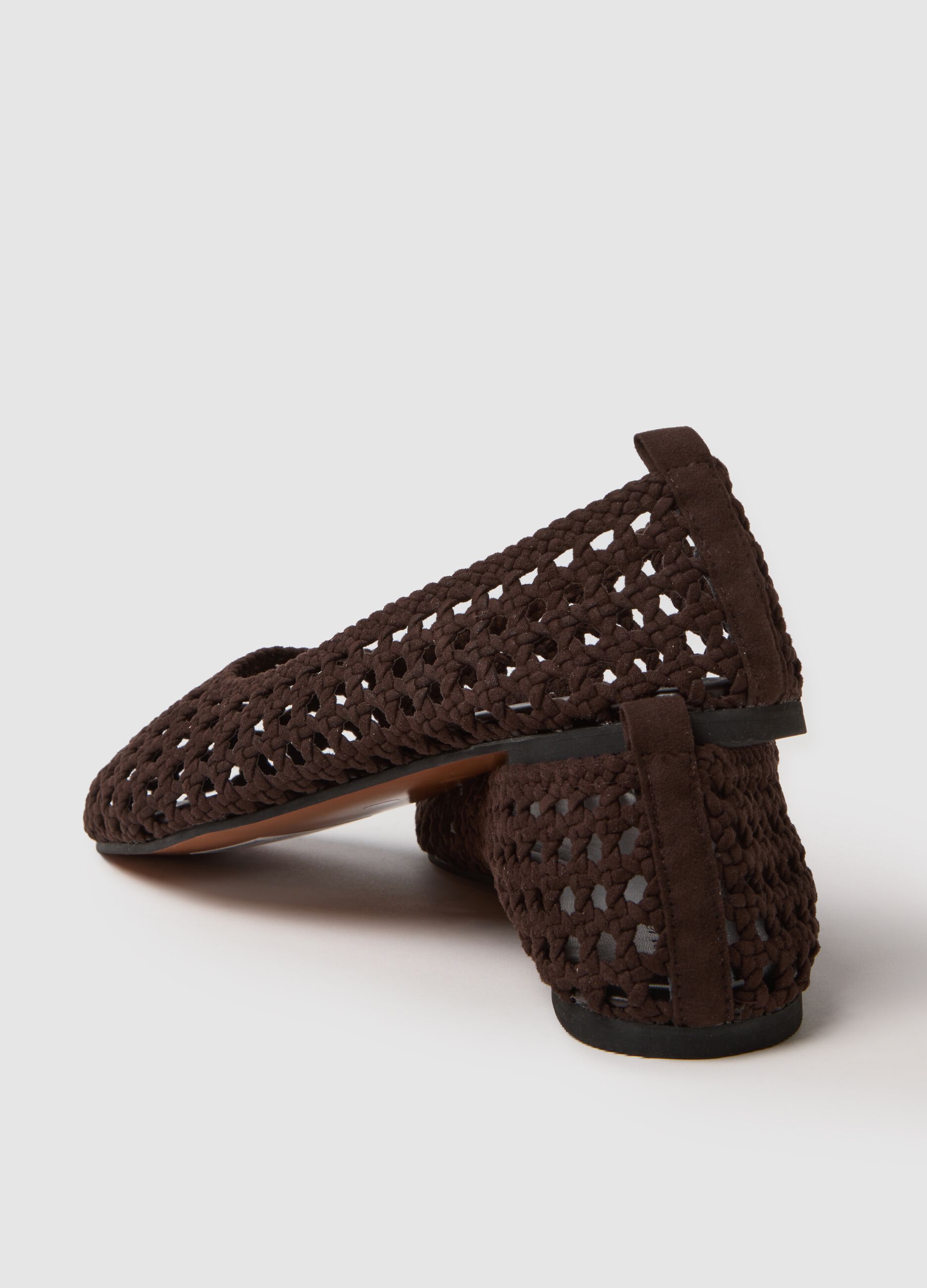 Comfortable brown ballet flats with perforated design
