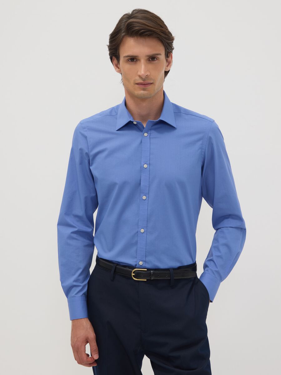 Blue slim-fit shirt with classic collar, easy-iron finish_0