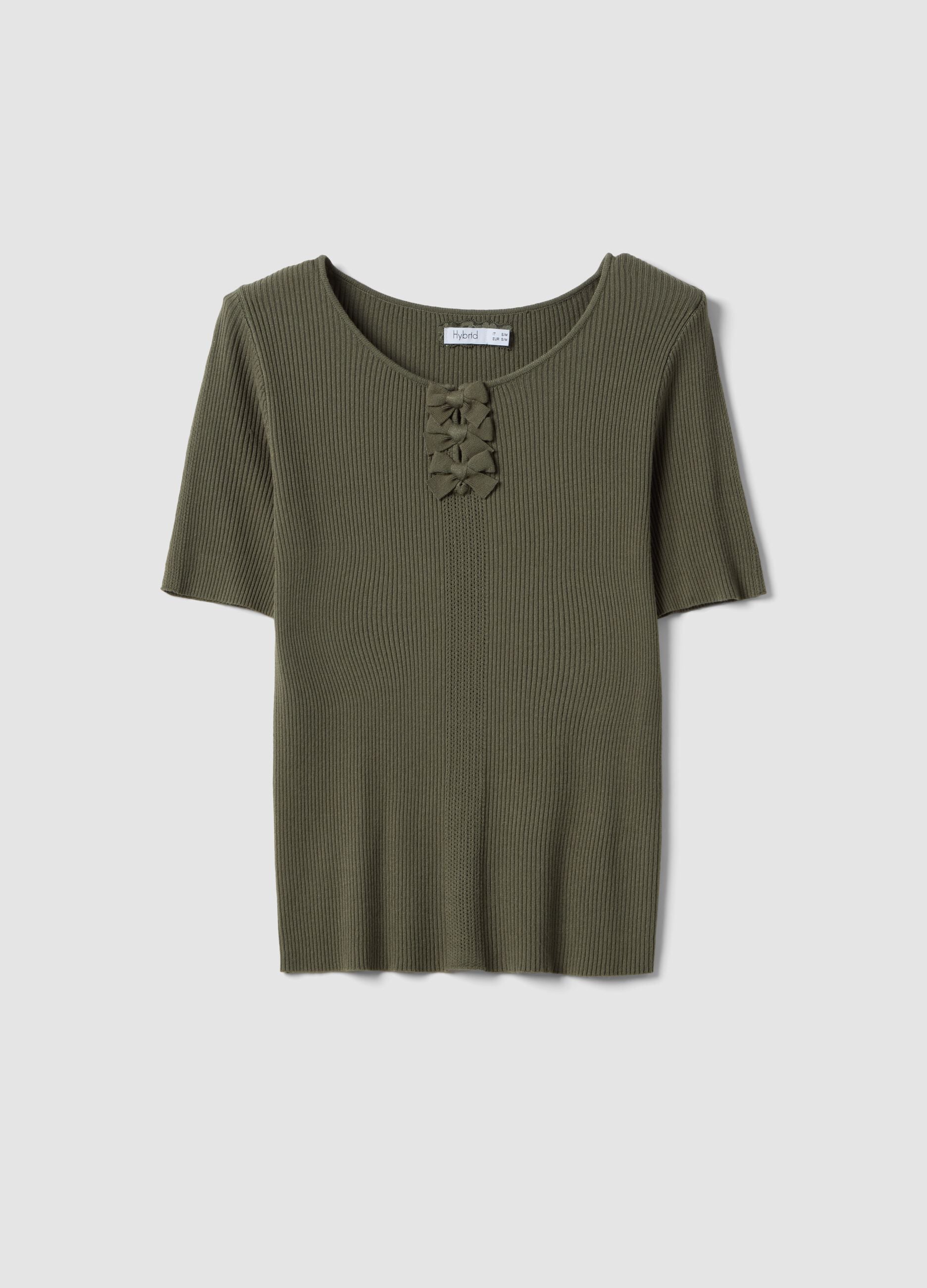 Regular fit green viscose blend T-shirt with bows