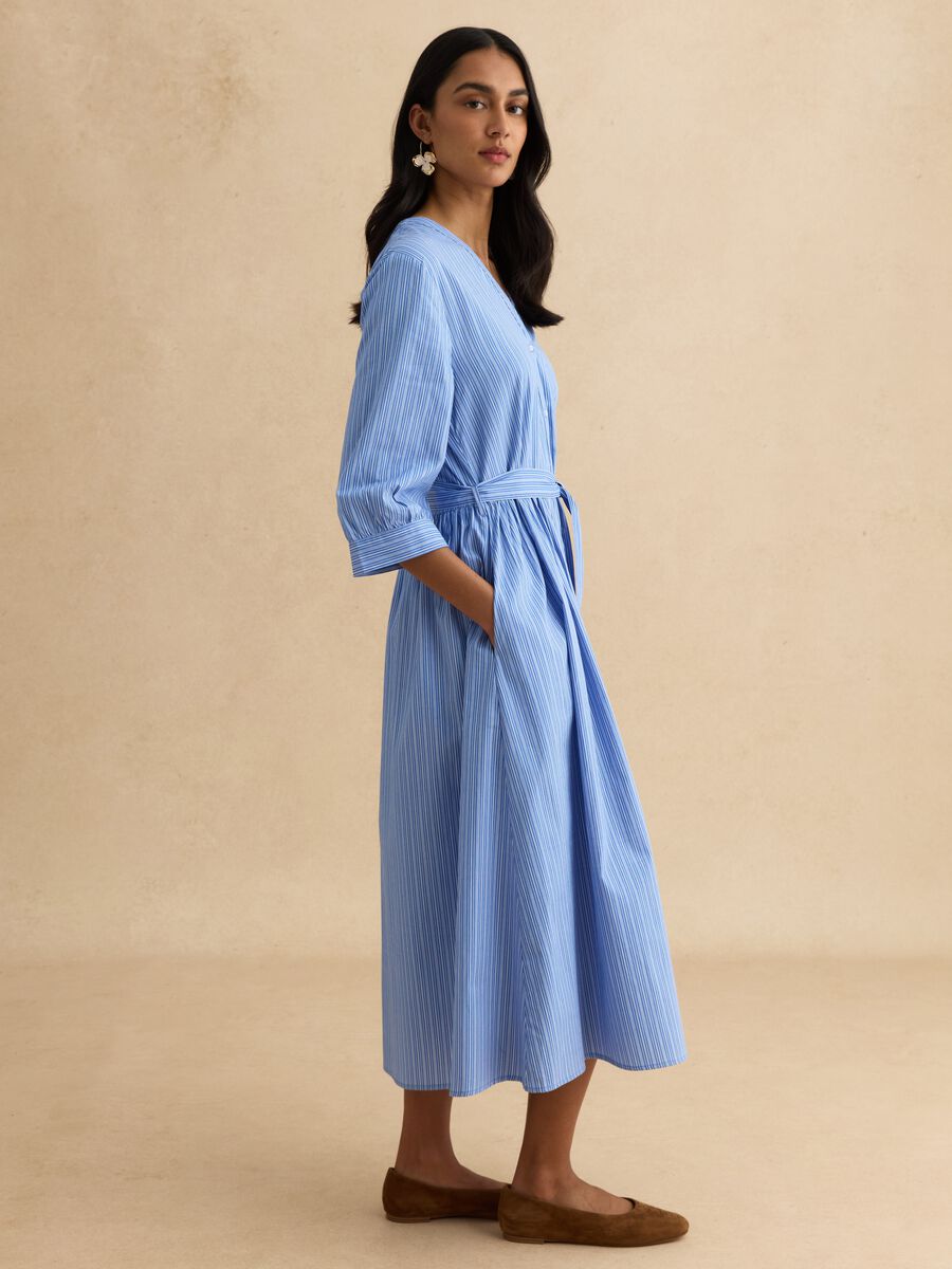 Pure cotton blue striped dress with V-neck in regular fit_1