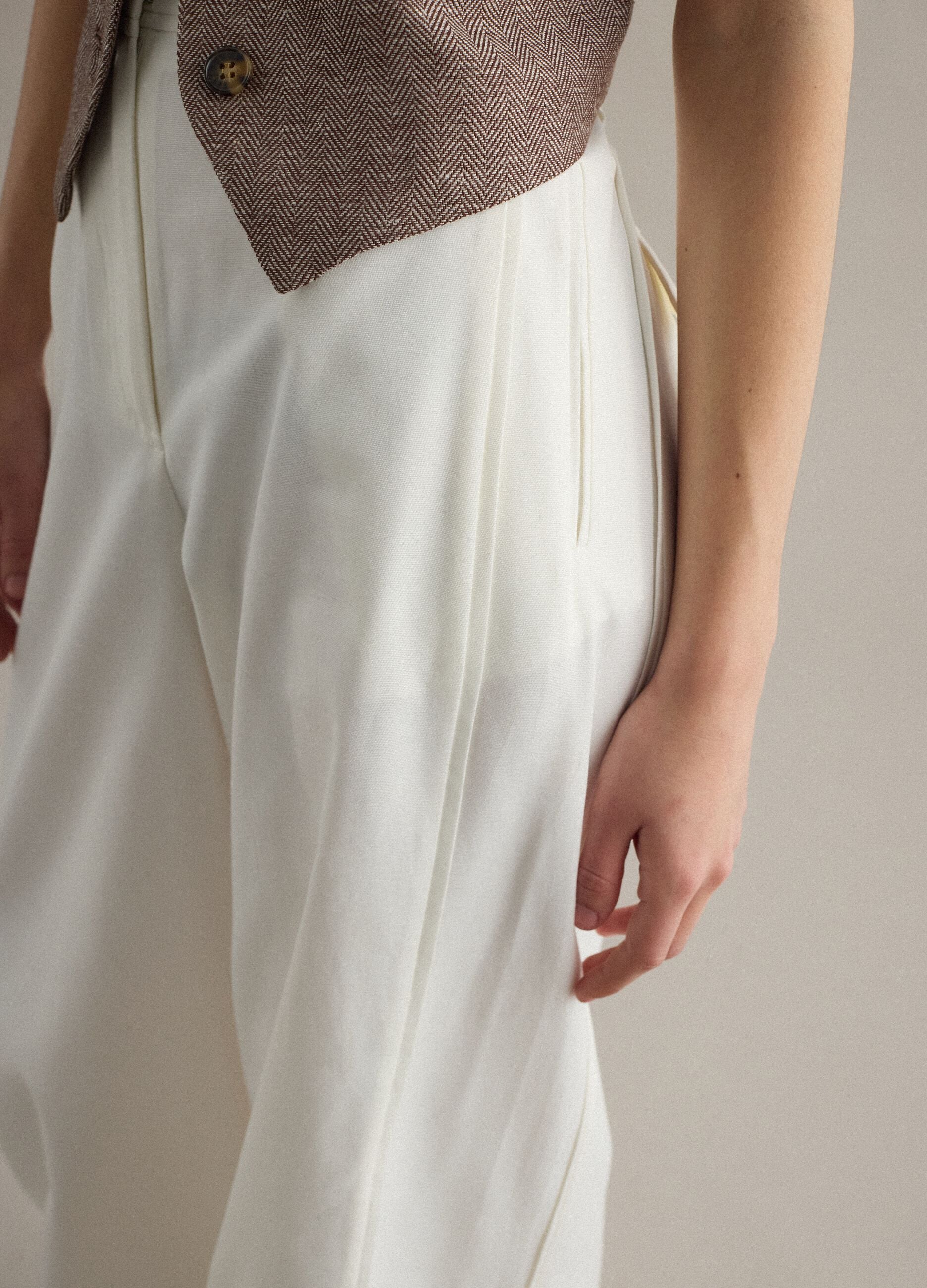 White cotton blend flare trousers with regular waist