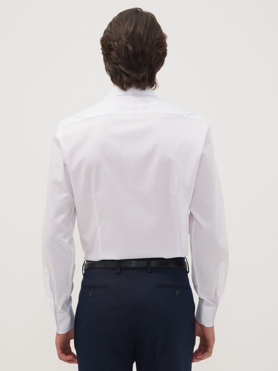White slim-fit pure cotton shirt with French collar, non-iron_3