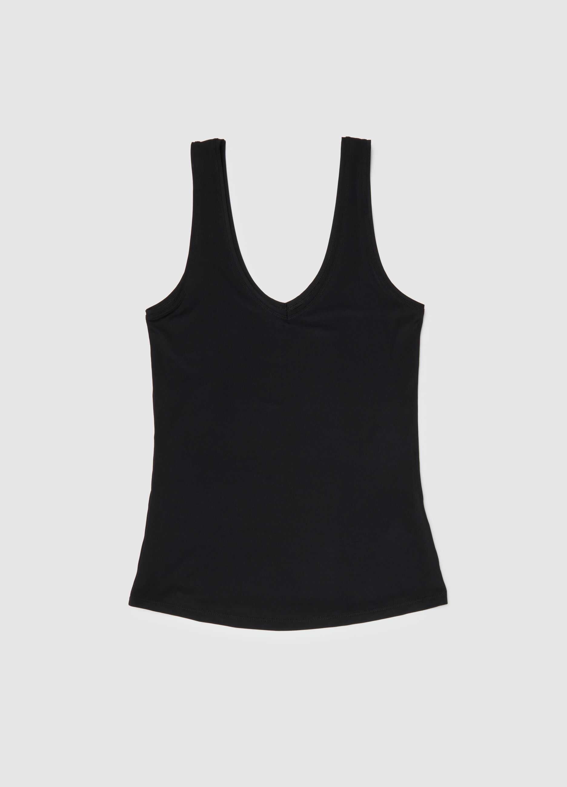 Black tank top deep V regular fit