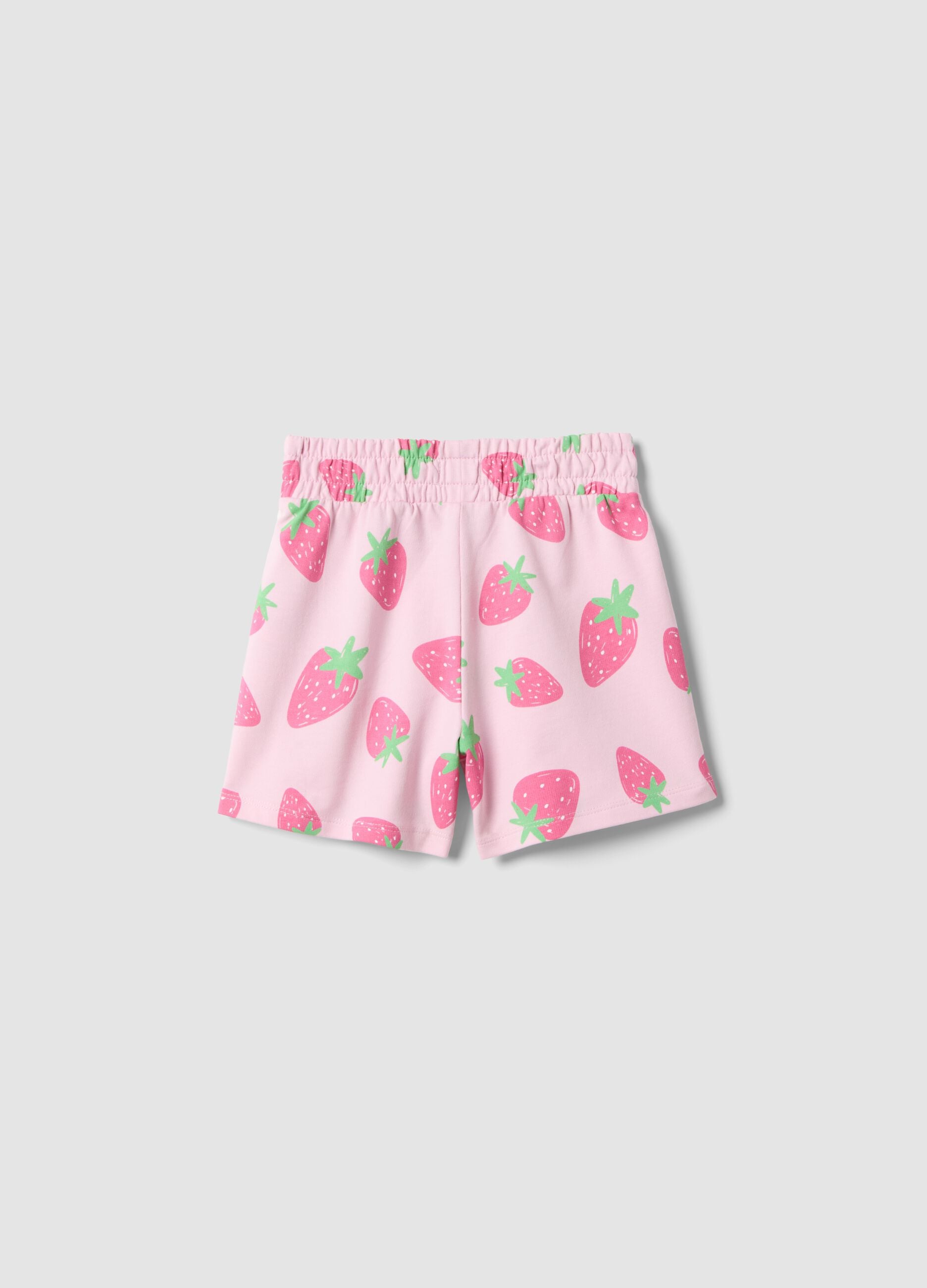 Girls' regular fit pink cotton shorts with strawberries