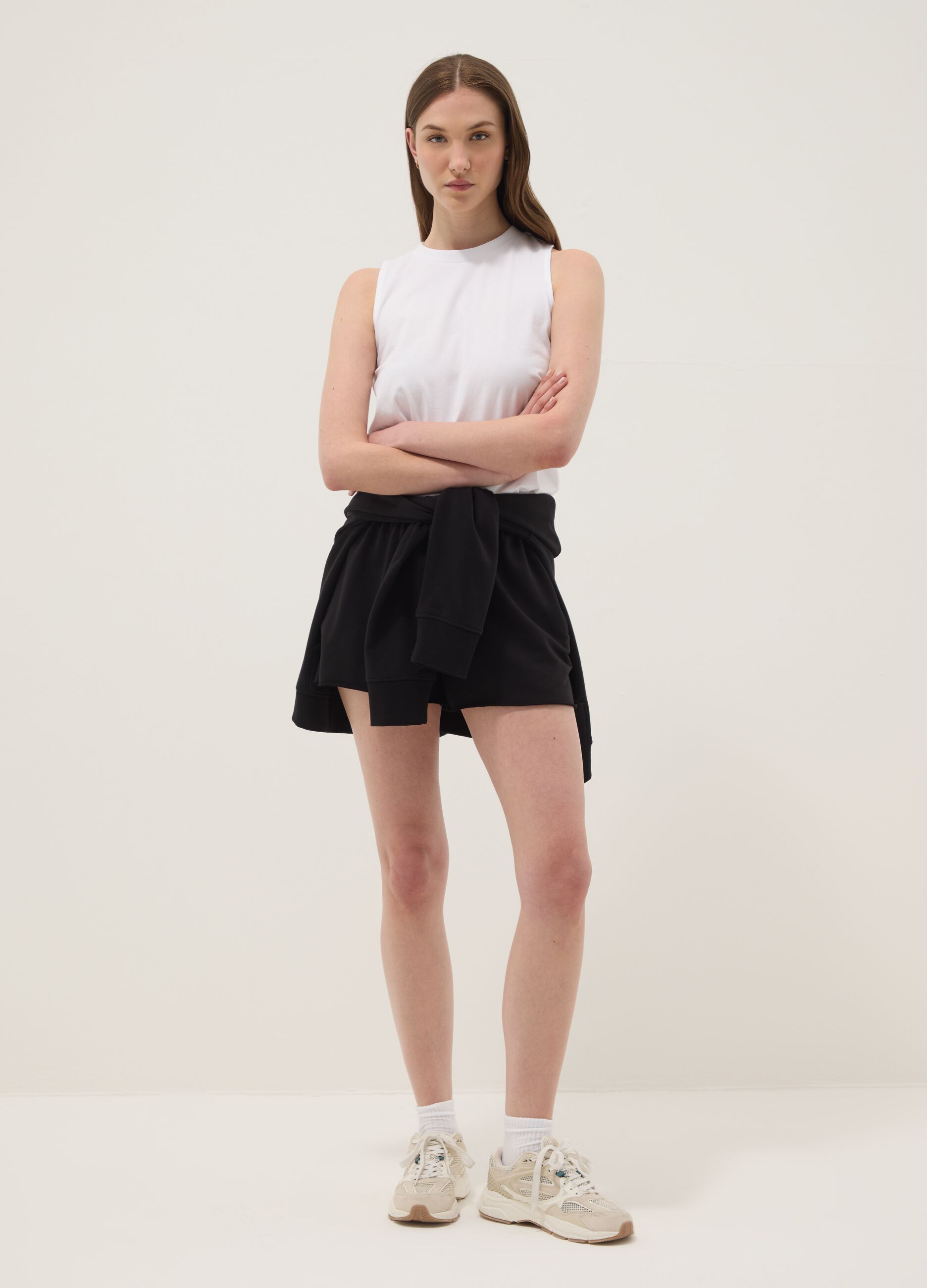 Black cotton-blend shorts with elasticated waistband, regular fit