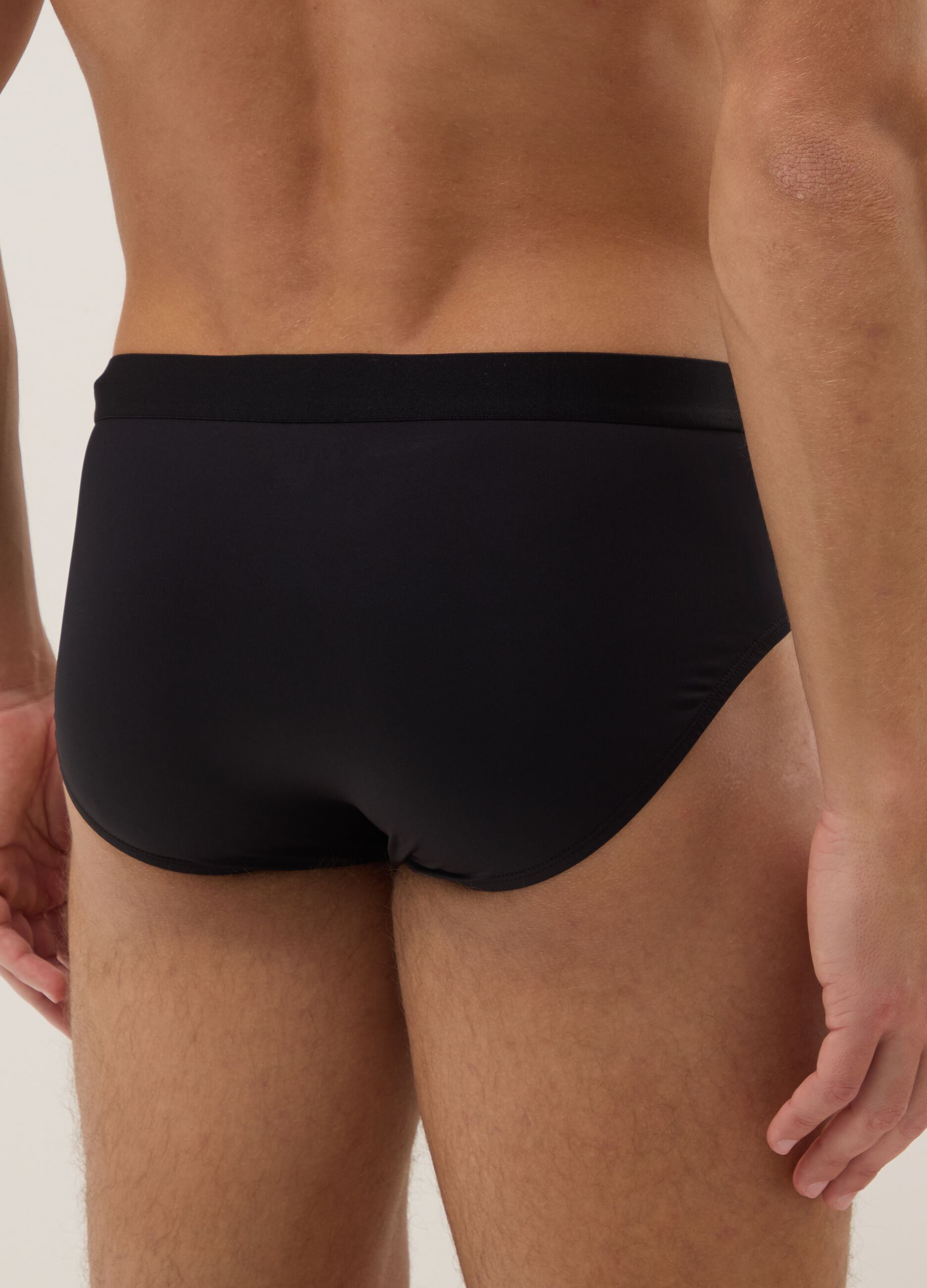 3-pack black stretch-fabric briefs