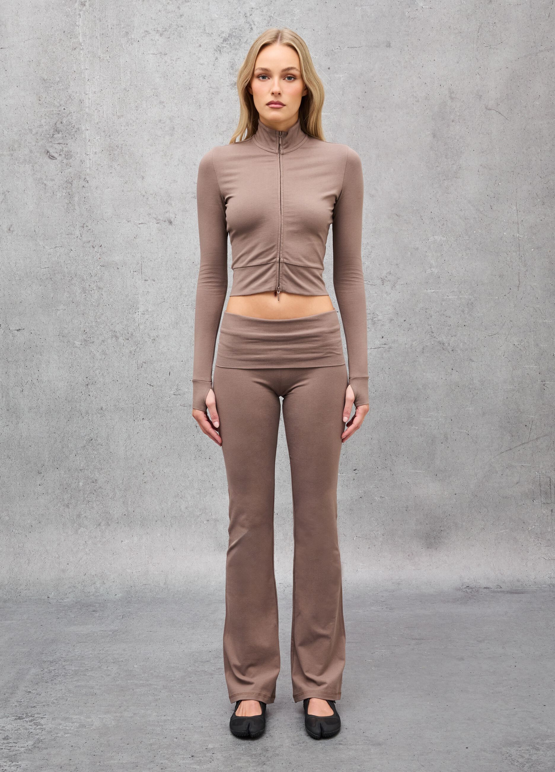 Fitted Full-Zip Mocha