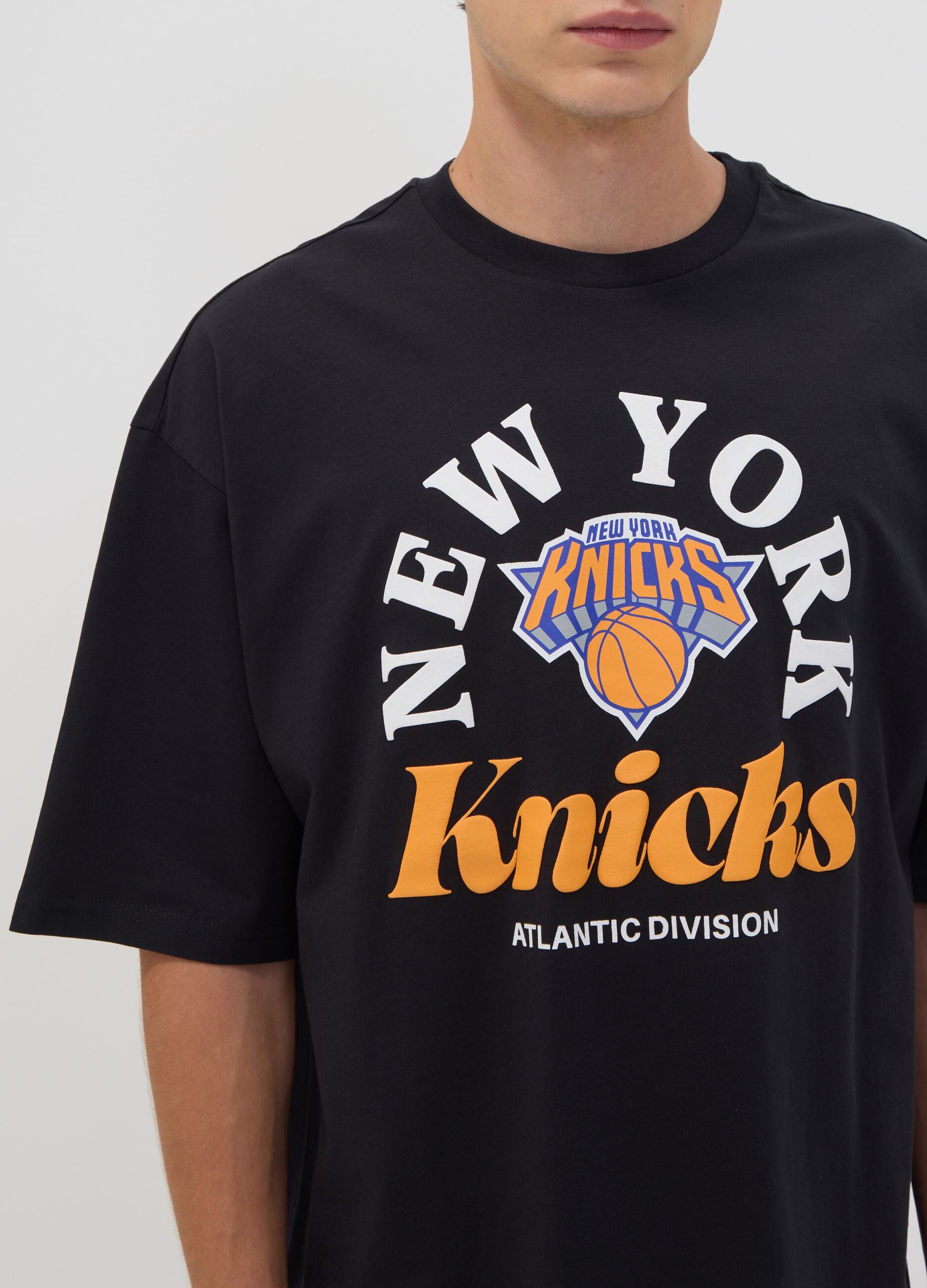 Black pure cotton T-shirt with New York Knicks print