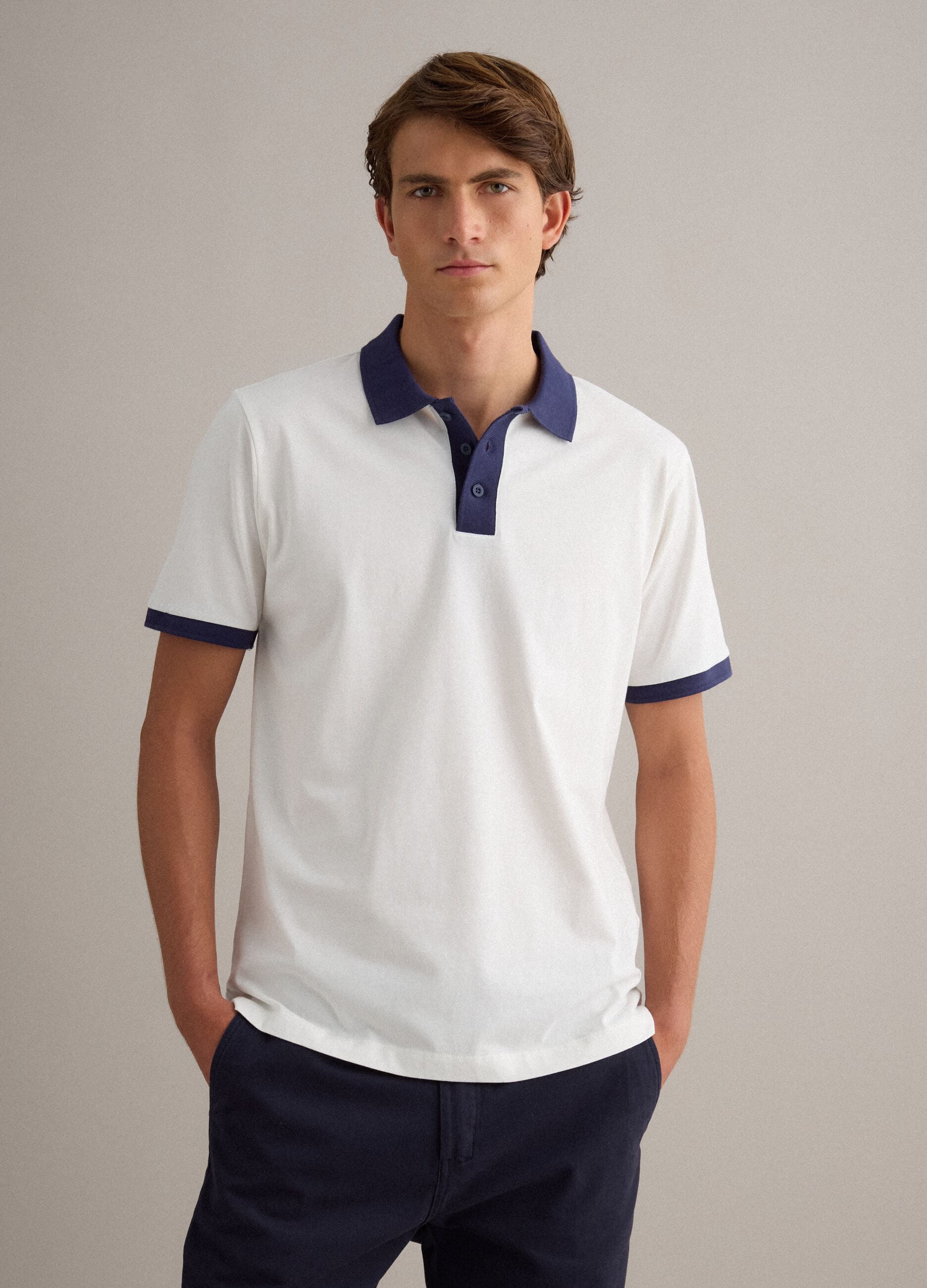 White pure cotton polo shirt with contrasting collar