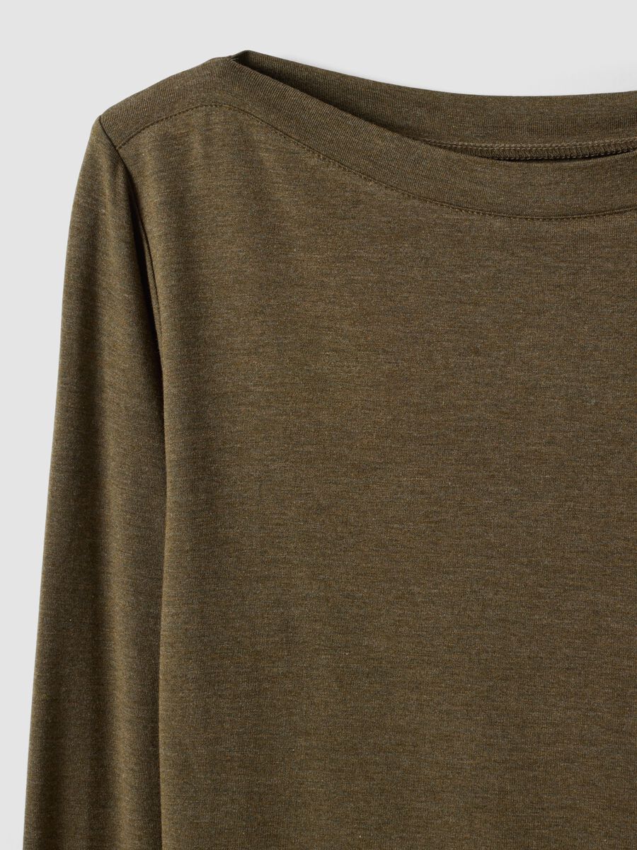 T-shirt verde in viscosa elasticizzata slim fit_5