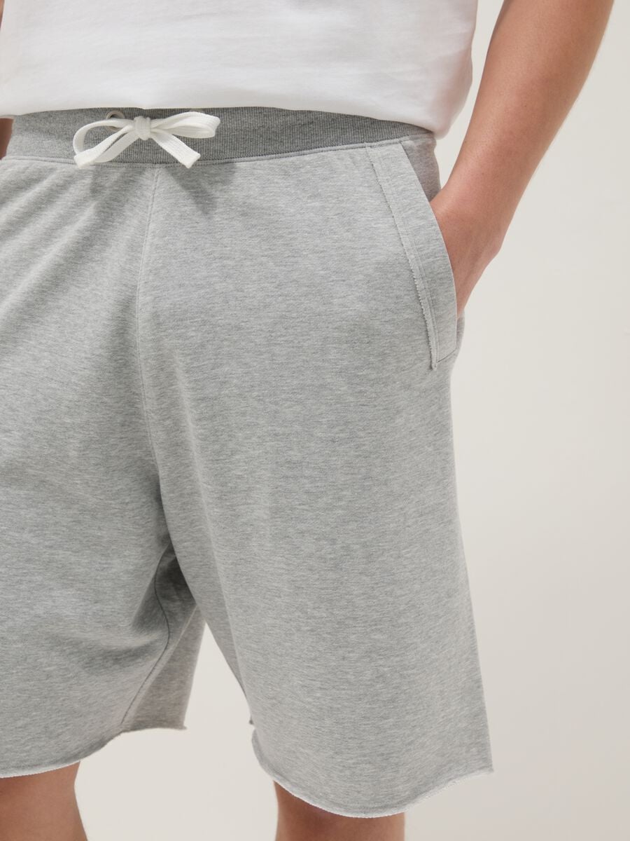 Grey cotton-blend relaxed-fit shorts_3