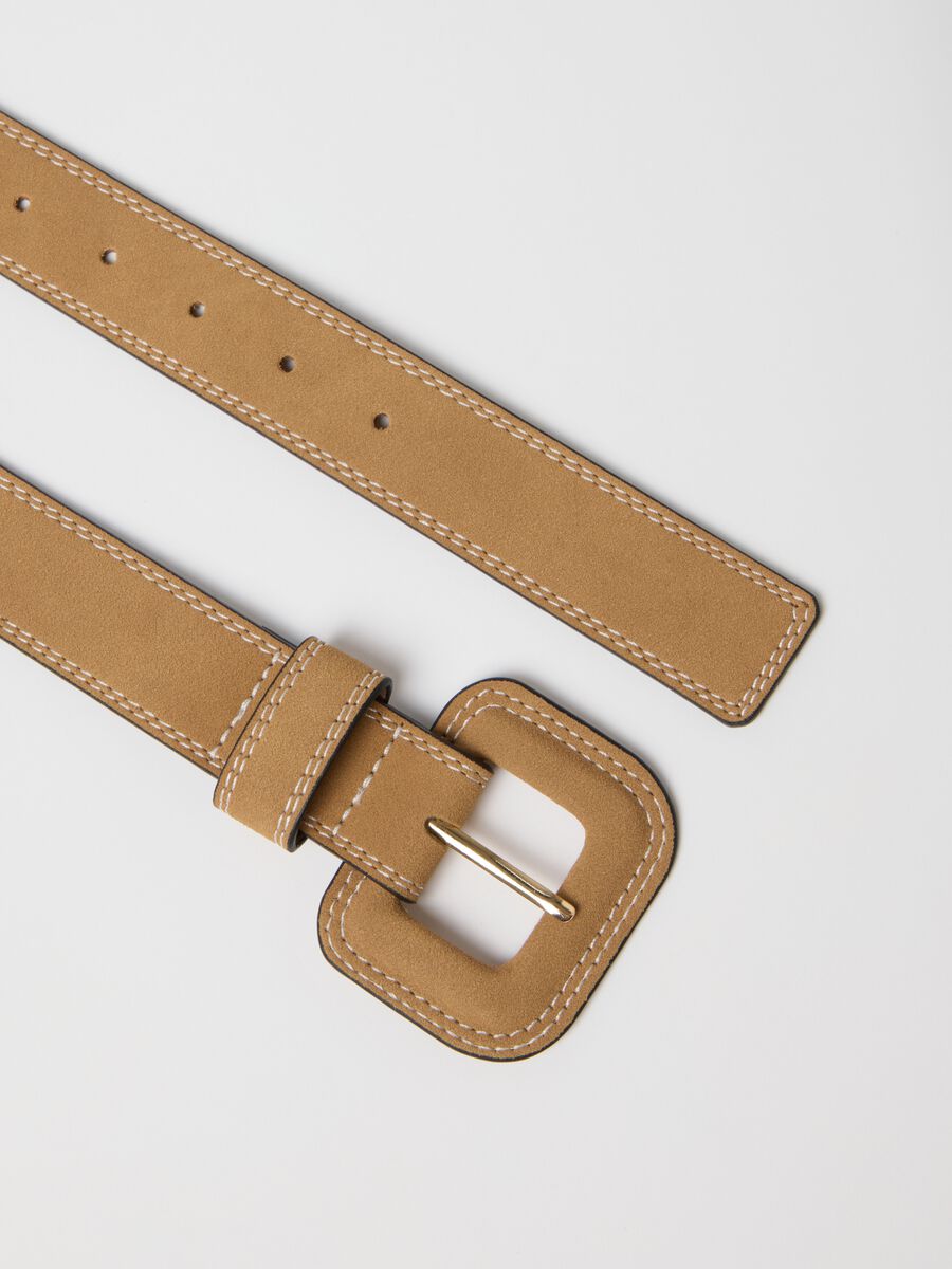 Cintura beige con fibbia quadrata_1