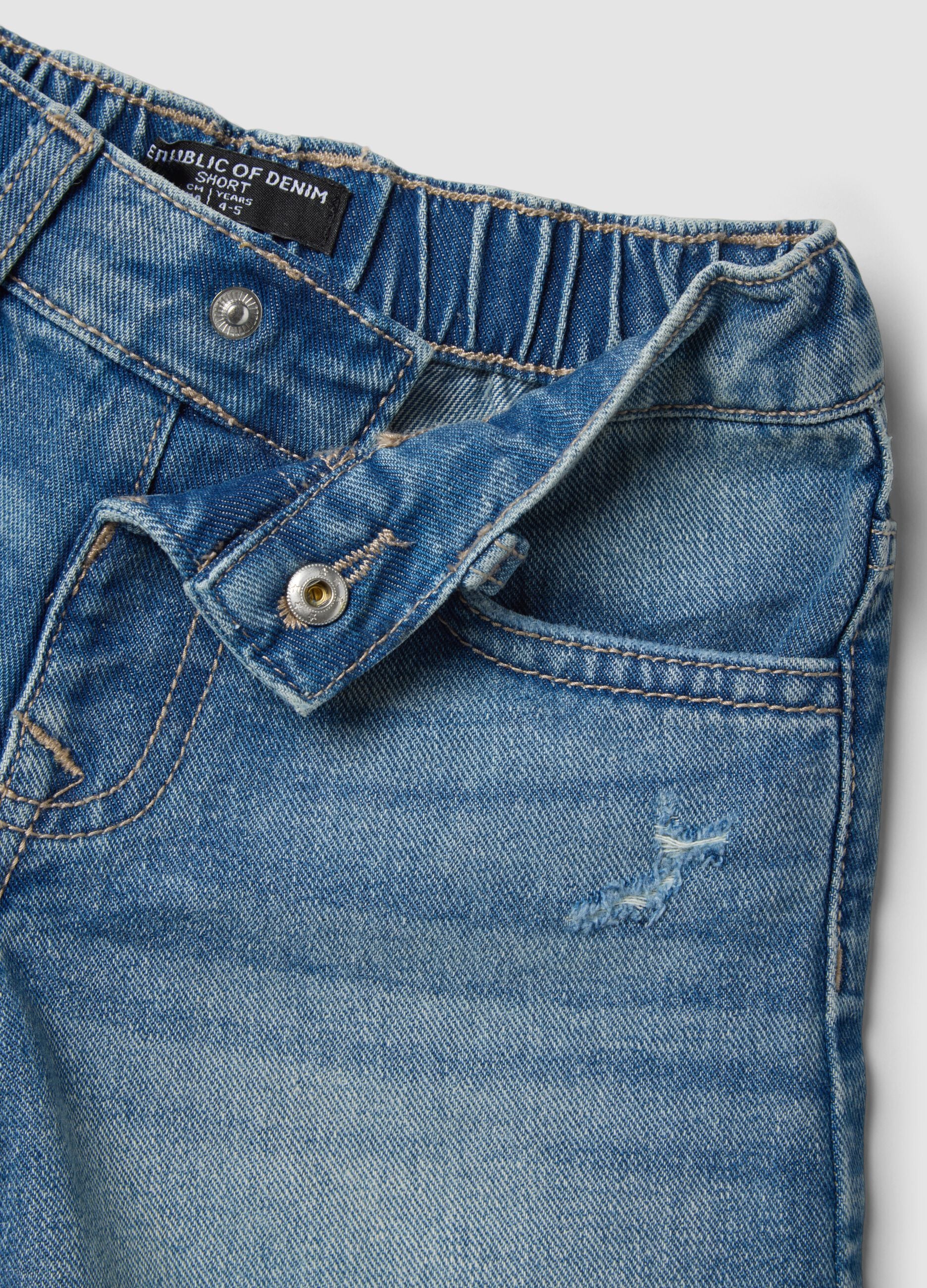 Blue cotton denim shorts for girls, regular fit, distressed details