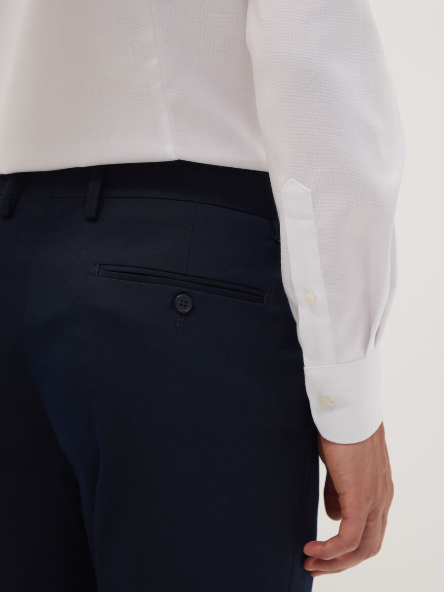 White slim-fit pure cotton shirt with cutaway collar_2