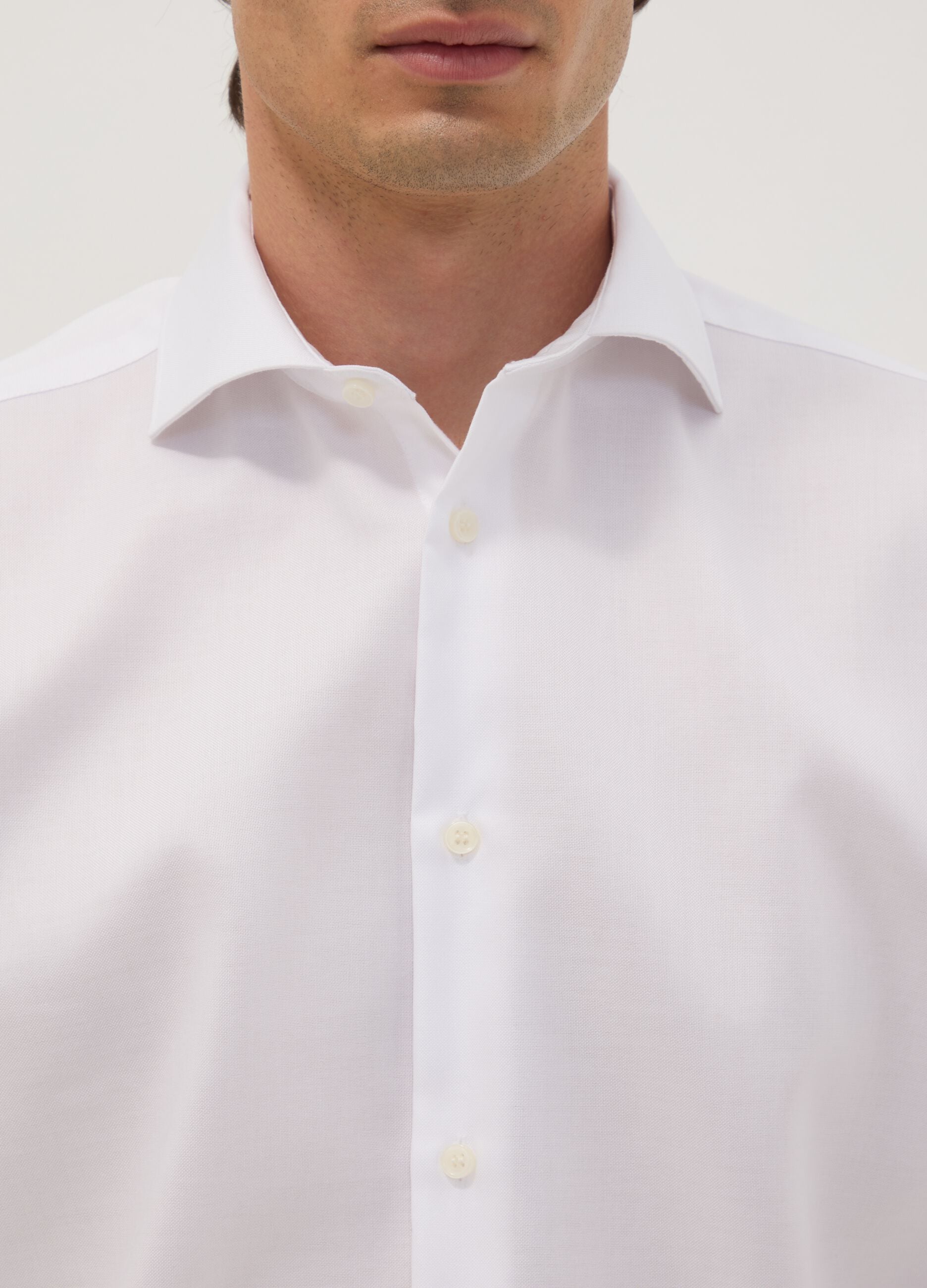 White pure cotton shirt with French collar, regular fit, non-iron