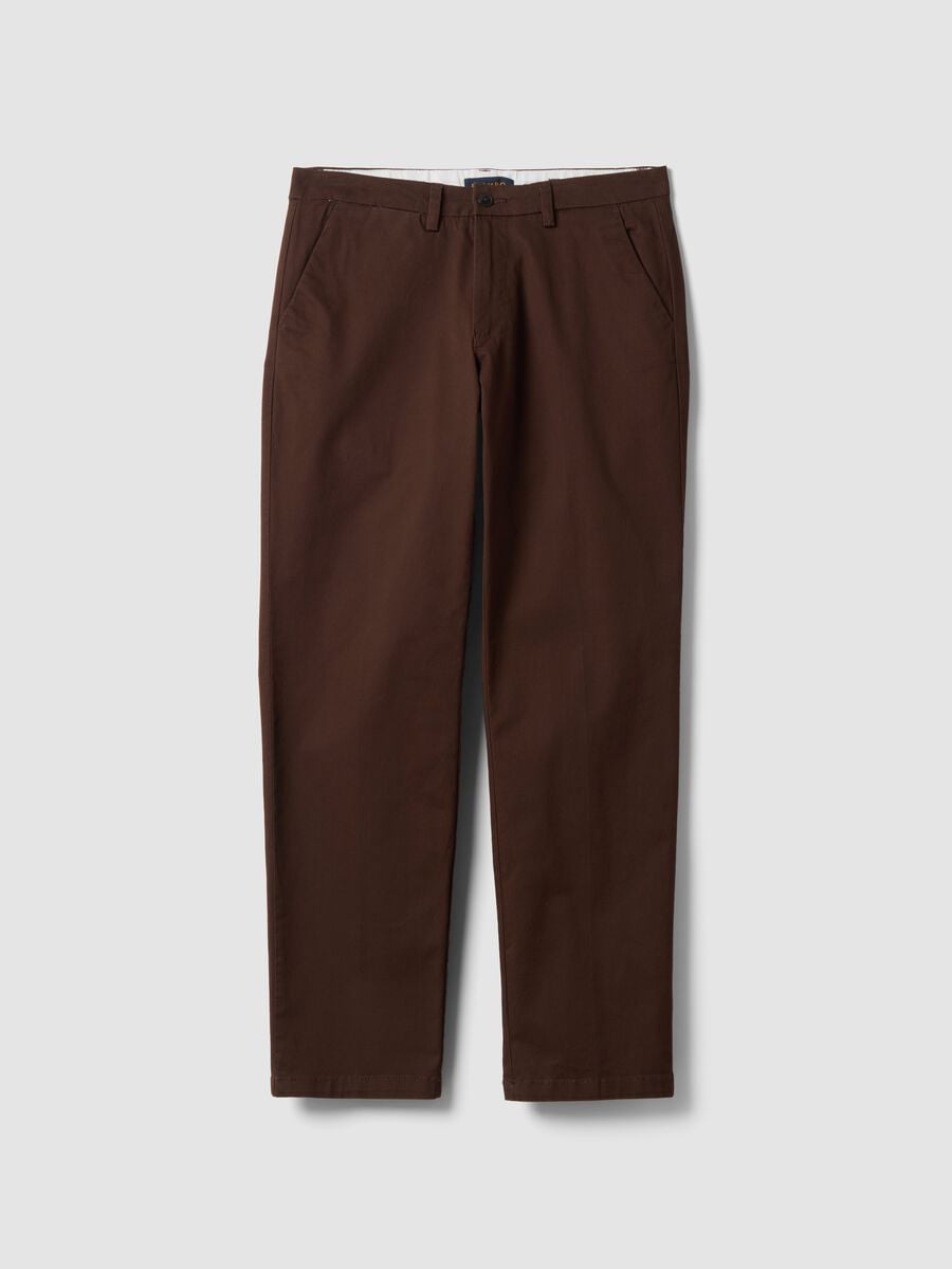 Pantaloni chino marroni in twill di cotone elasticizzato regular fit_4