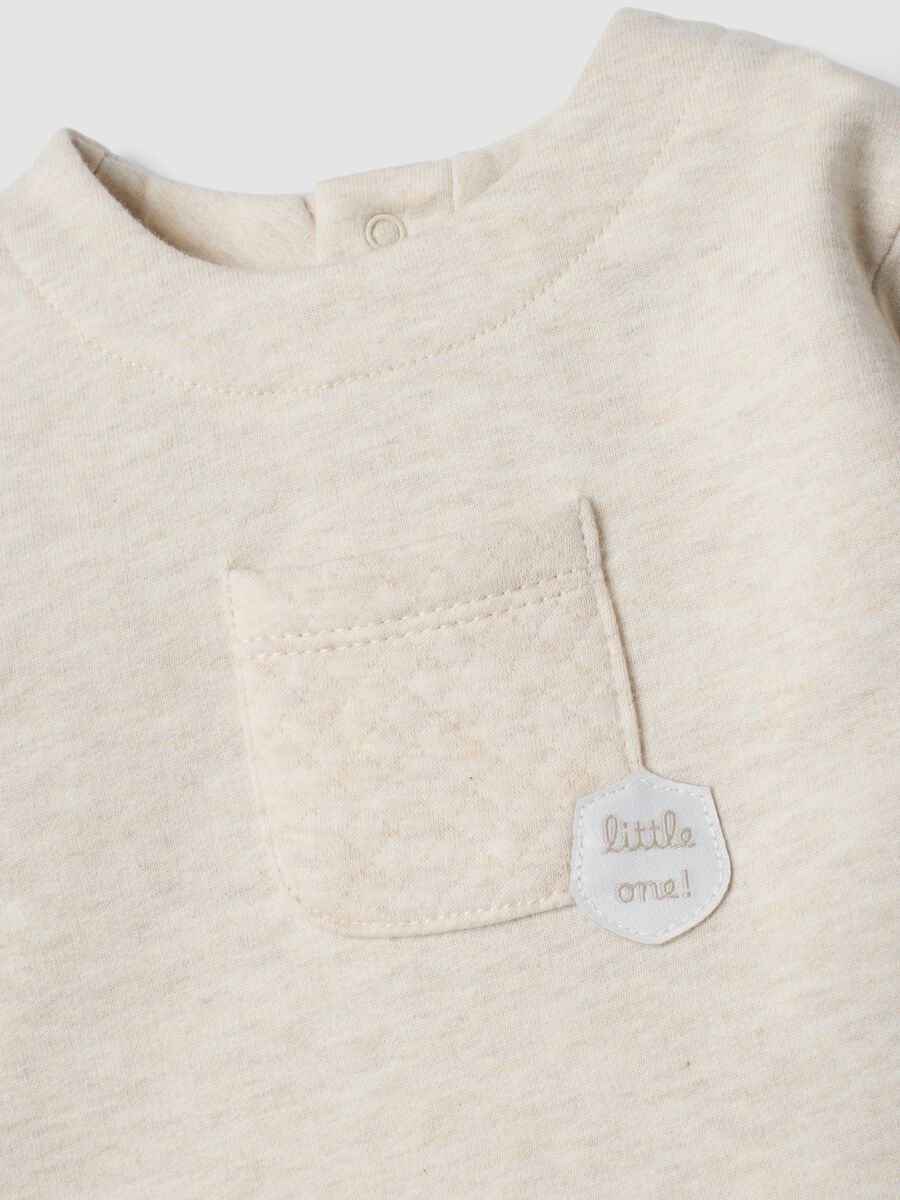 Completo beige in misto cotone organico due pezzi per neonato_2