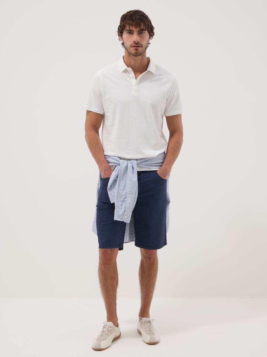 Blue regular-fit stretch cotton bermuda shorts_0