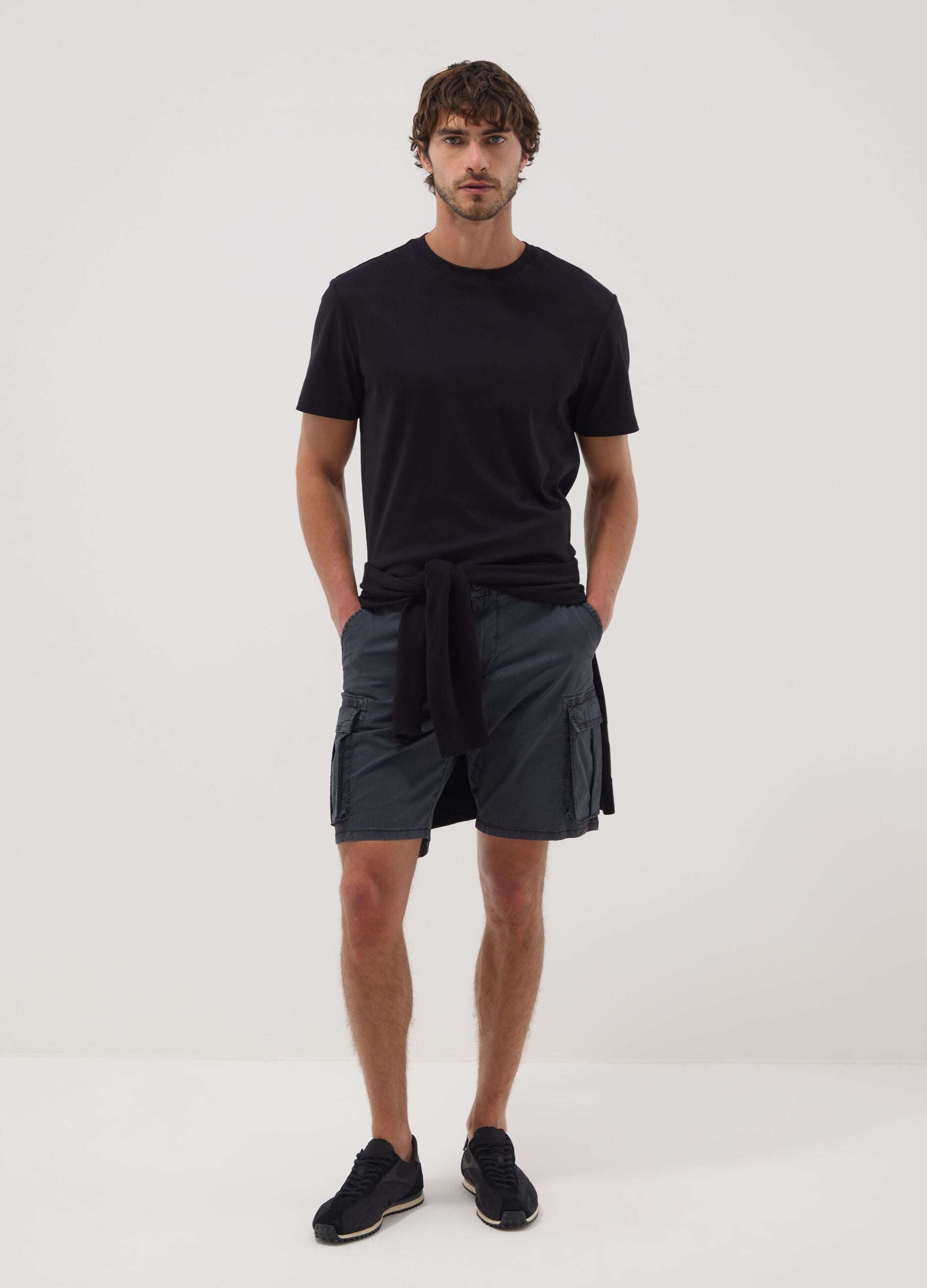 Blue stretch cotton cargo Bermuda shorts