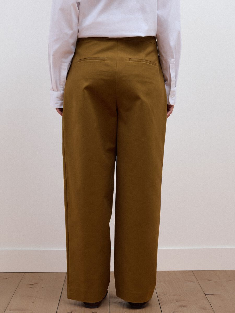 Brown stretch-cotton formal barrel-fit trousers_2