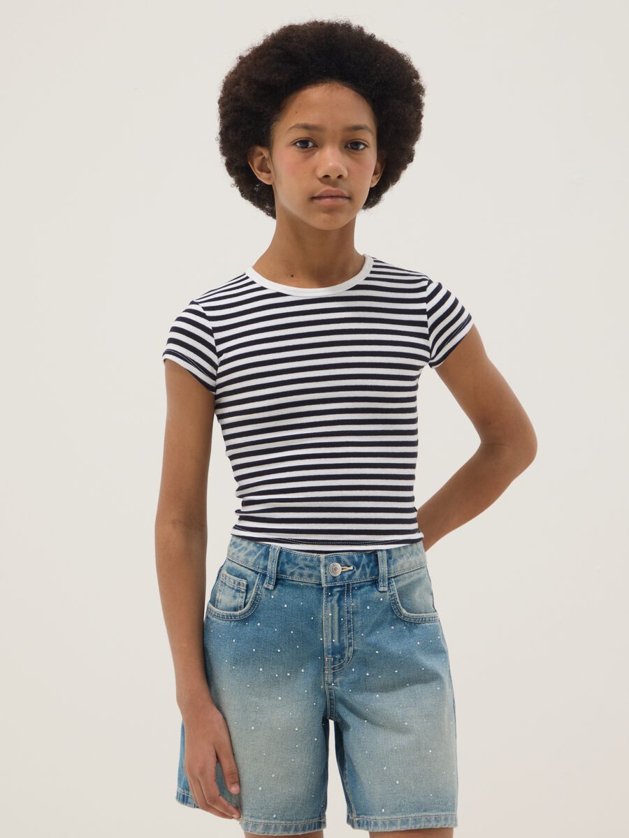 T-shirt fitted in cotone elasticizzato da ragazza a righe multicolor_0