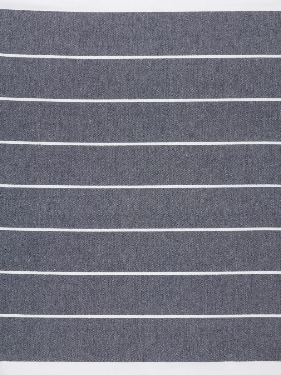 Telo mare blu e bianco in puro cotone con frange_2