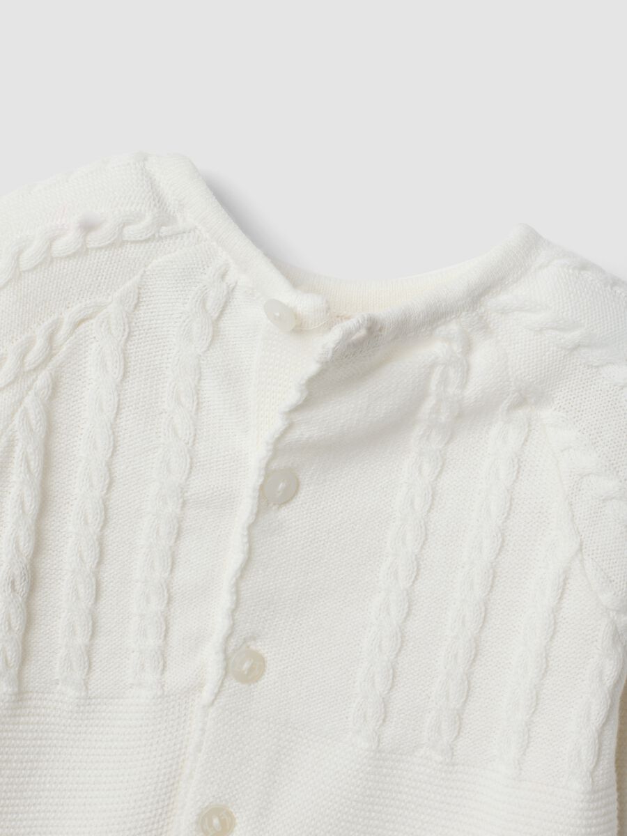 White organic cotton baby sleepsuit with cable knit detail_2