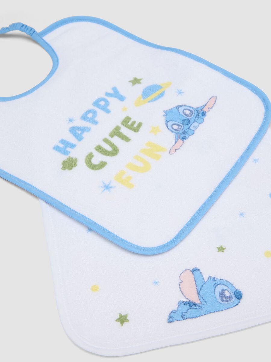 3-pack of white organic cotton-blend bibs with Lilo & Stitch prints_1