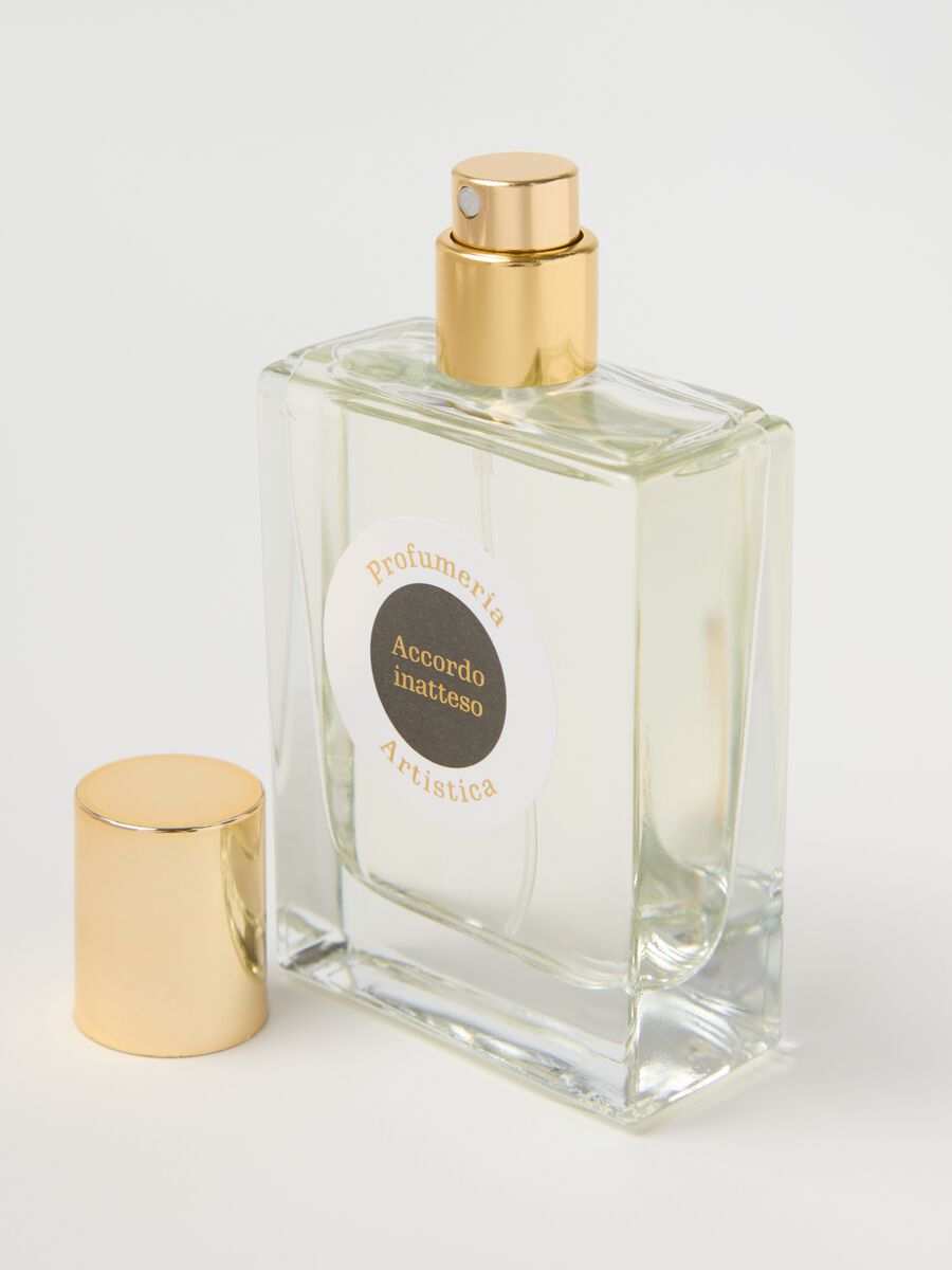 Unexpected Accord in Artistic Perfumery_2