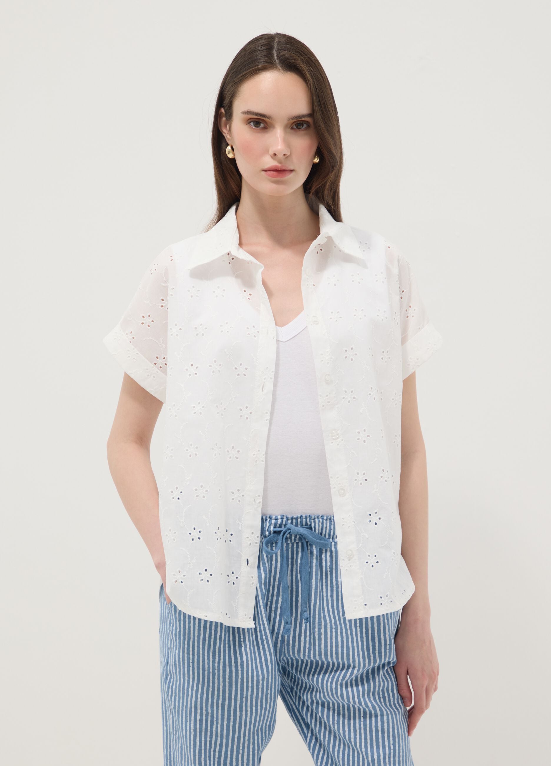 White pure cotton short-sleeve broderie shirt, regular fit